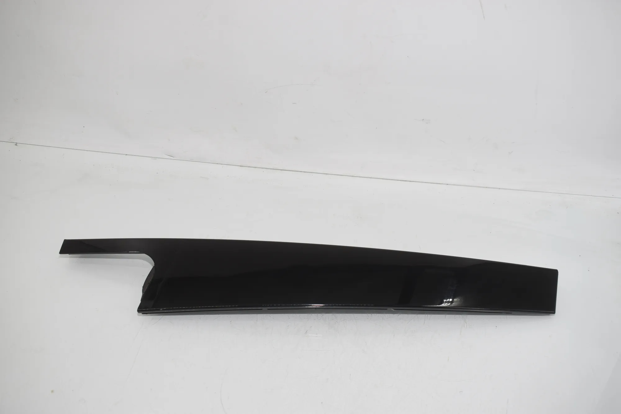 Rear Right Door Vertical Trim – OEM 7453844 · BMW X5 (G05) BMW X5 (G05) xDrive 25d 2019 – 3