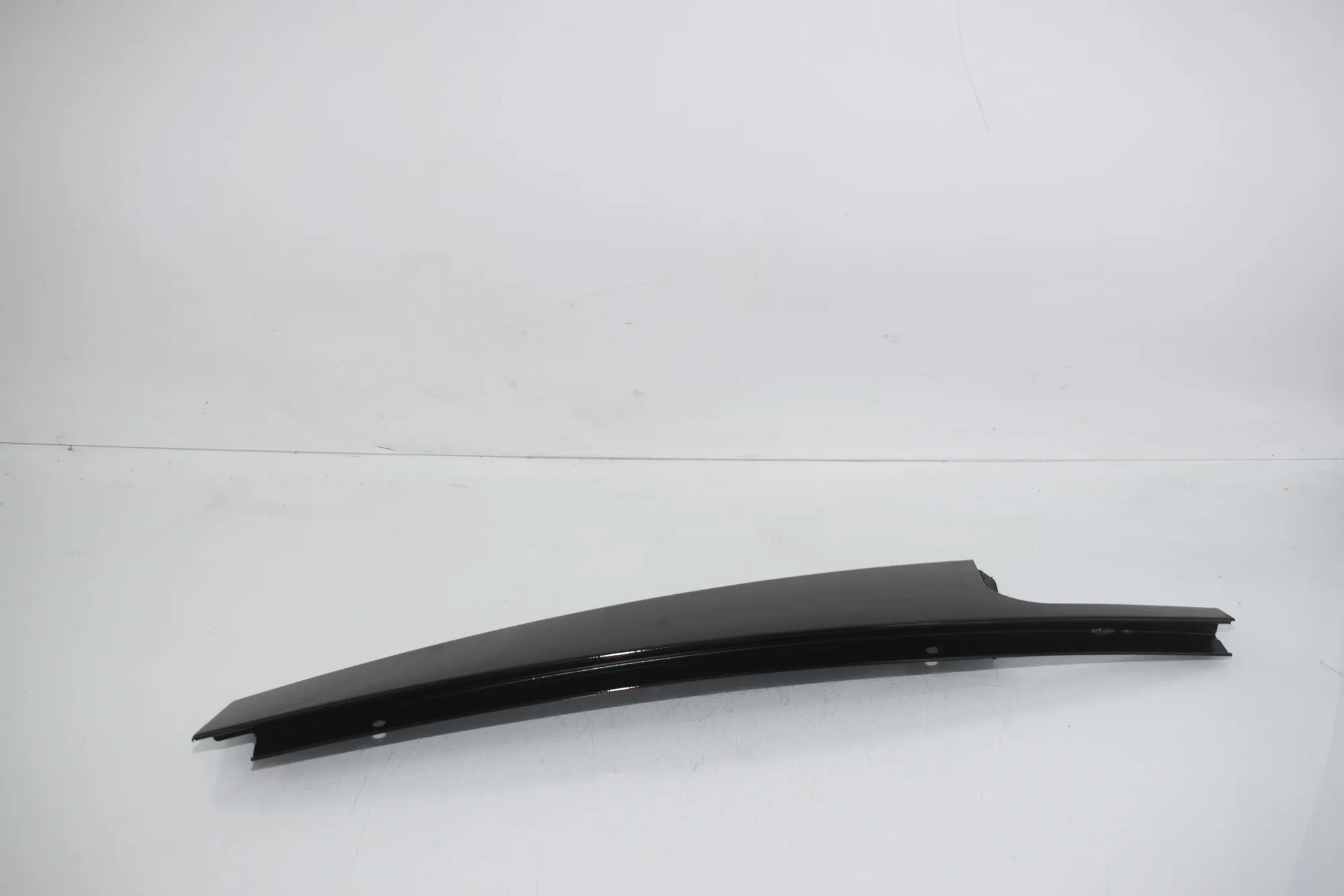 Rear Right Door Vertical Trim – OEM 7453844 · BMW X5 (G05) BMW X5 (G05) xDrive 25d 2019 – 2