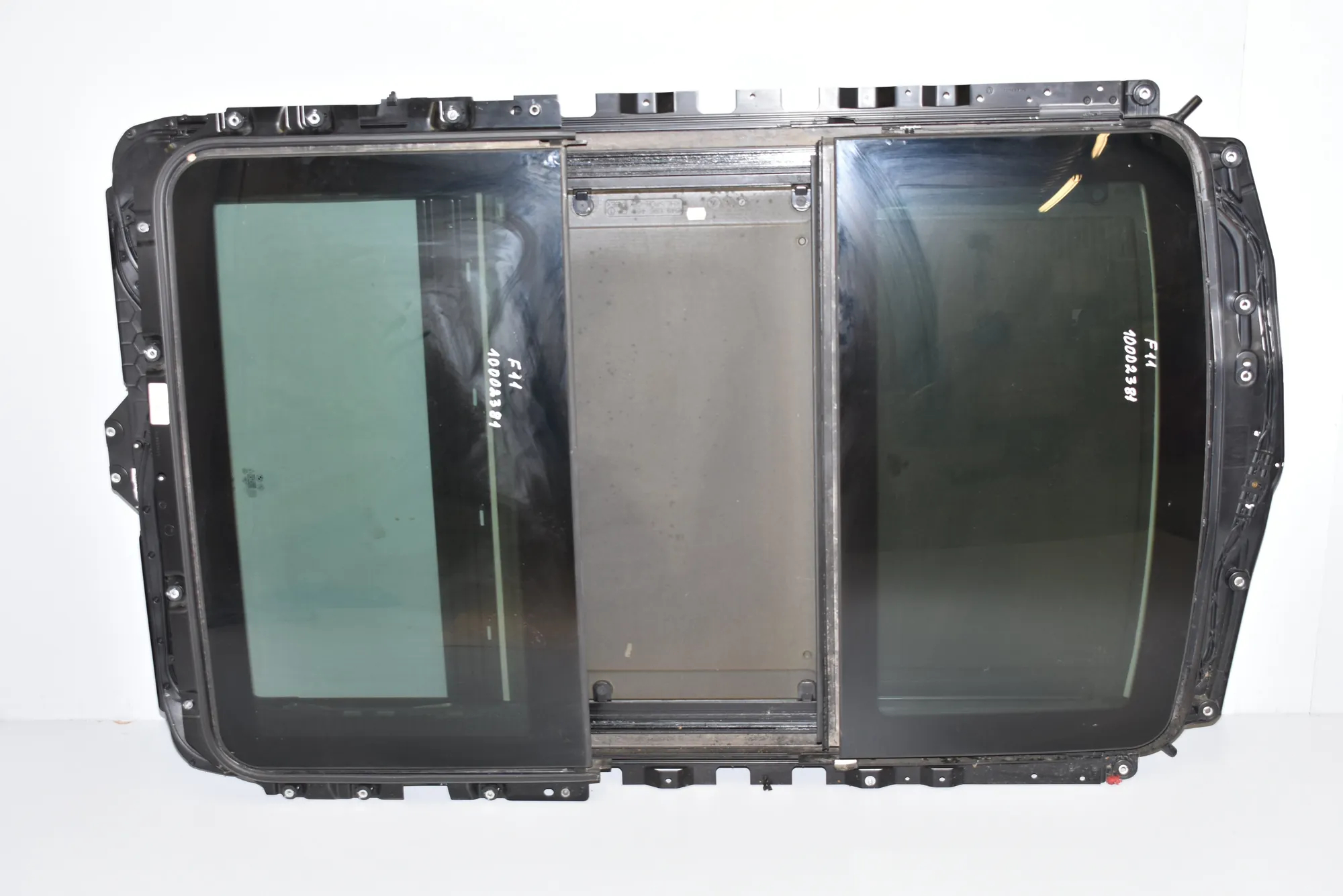 Sunroof – OEM 7237961 · BMW 5 Touring (F11) 530 d 2013