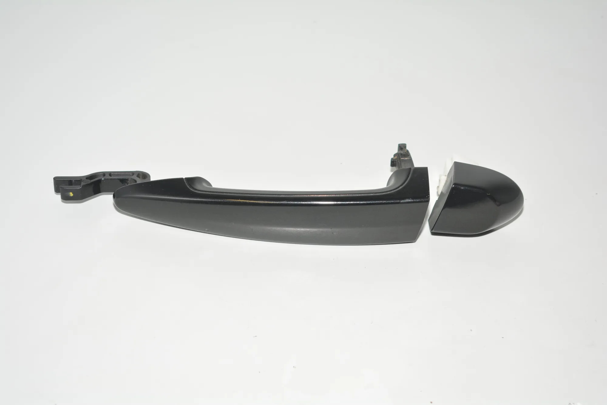 Front Left Door Exterior Handle · BMW 1 (E81) 118 d 2008 – 2