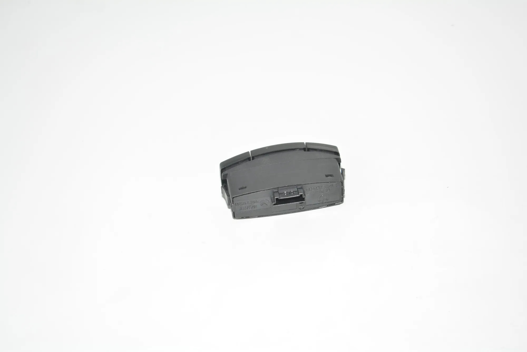 Hazard Button – OEM 6945603 · BMW 1 (E81) 118 d 2008 – 3