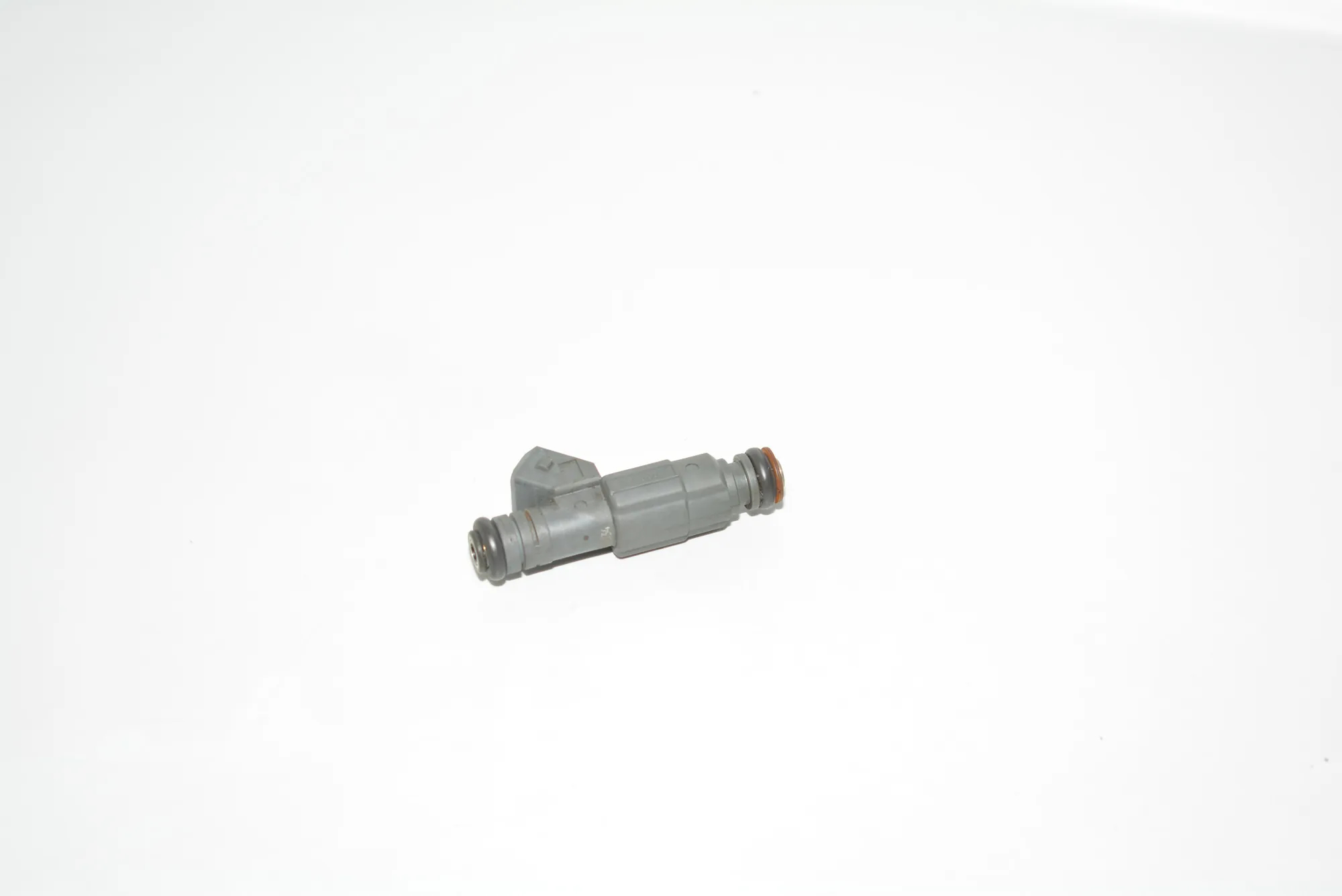 Fuel Injector – OEM 0280155823 · BMW X5 (E53) 4.6 is 2002 – 4
