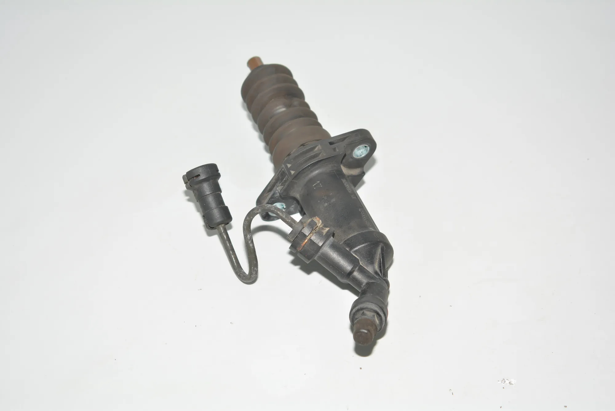 Clutch Cylinder – OEM 6795711 · BMW BMW 3 (F30, F80) 2013 – 3