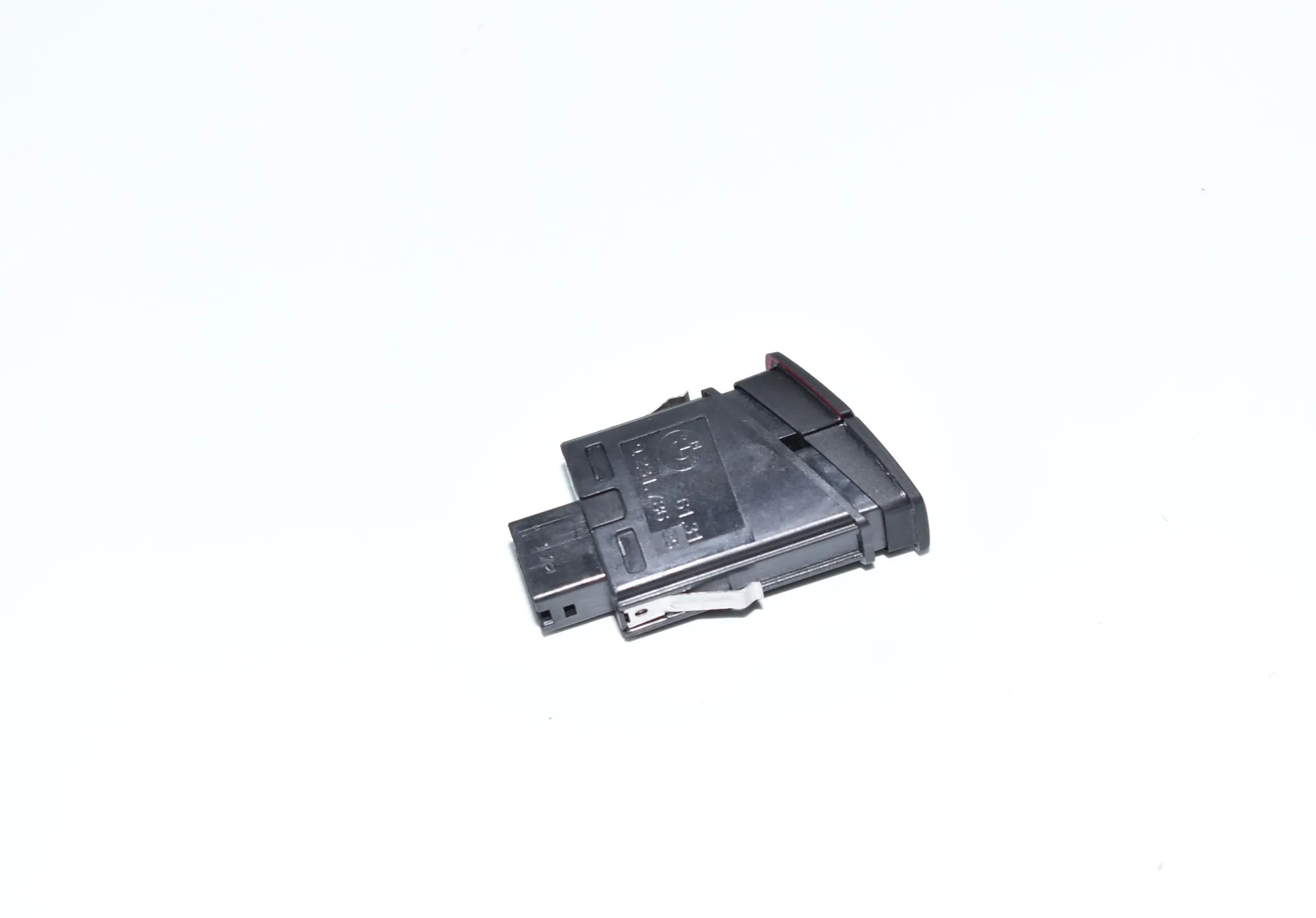 Hazard Button – OEM 9231786 · BMW 4 Gran Coupe (F36) 420 d xDrive 2019 – 3