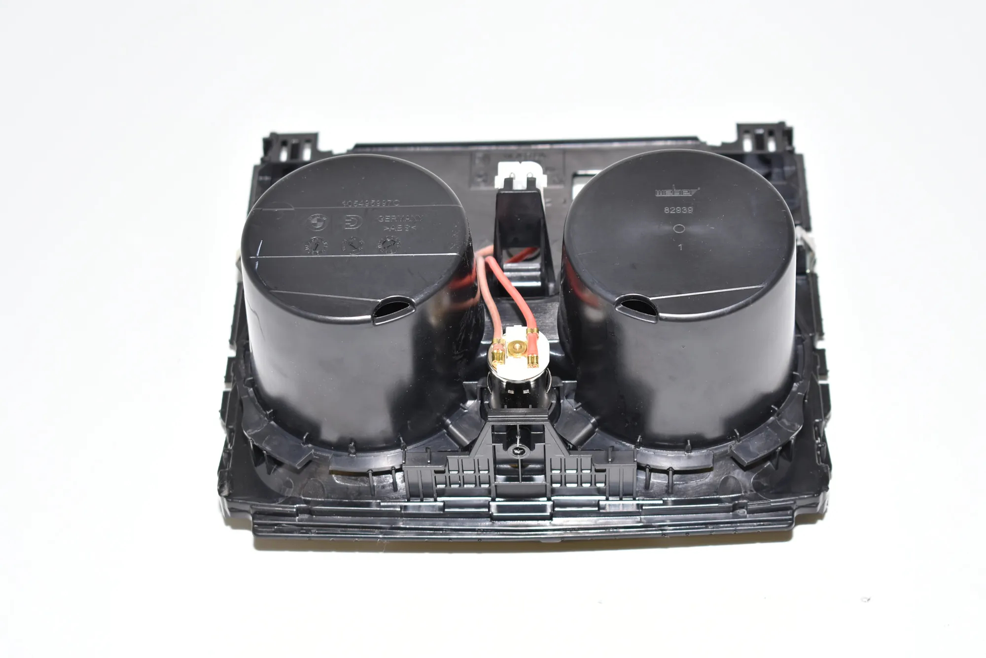 Cup Holder – OEM 9907808 · BMW 4 Gran Coupe (F36) 420 d xDrive 2019 – 2