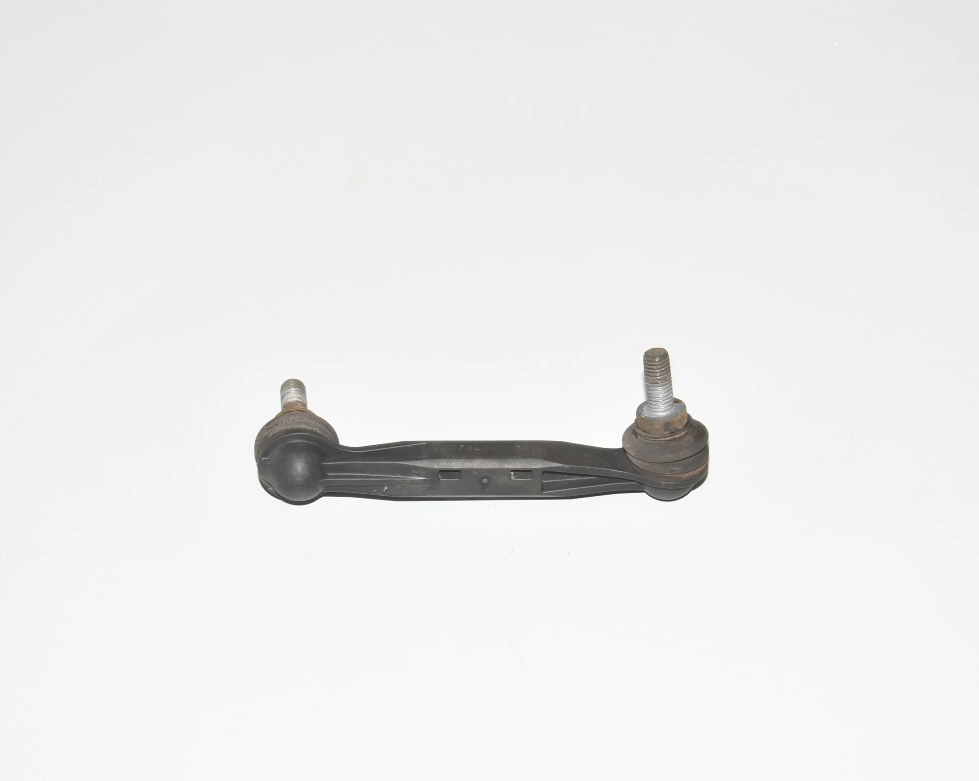 Rear Left Stabilizer Link – OEM 6785607 · BMW BMW 3 (F30, F80) 2013 – 3