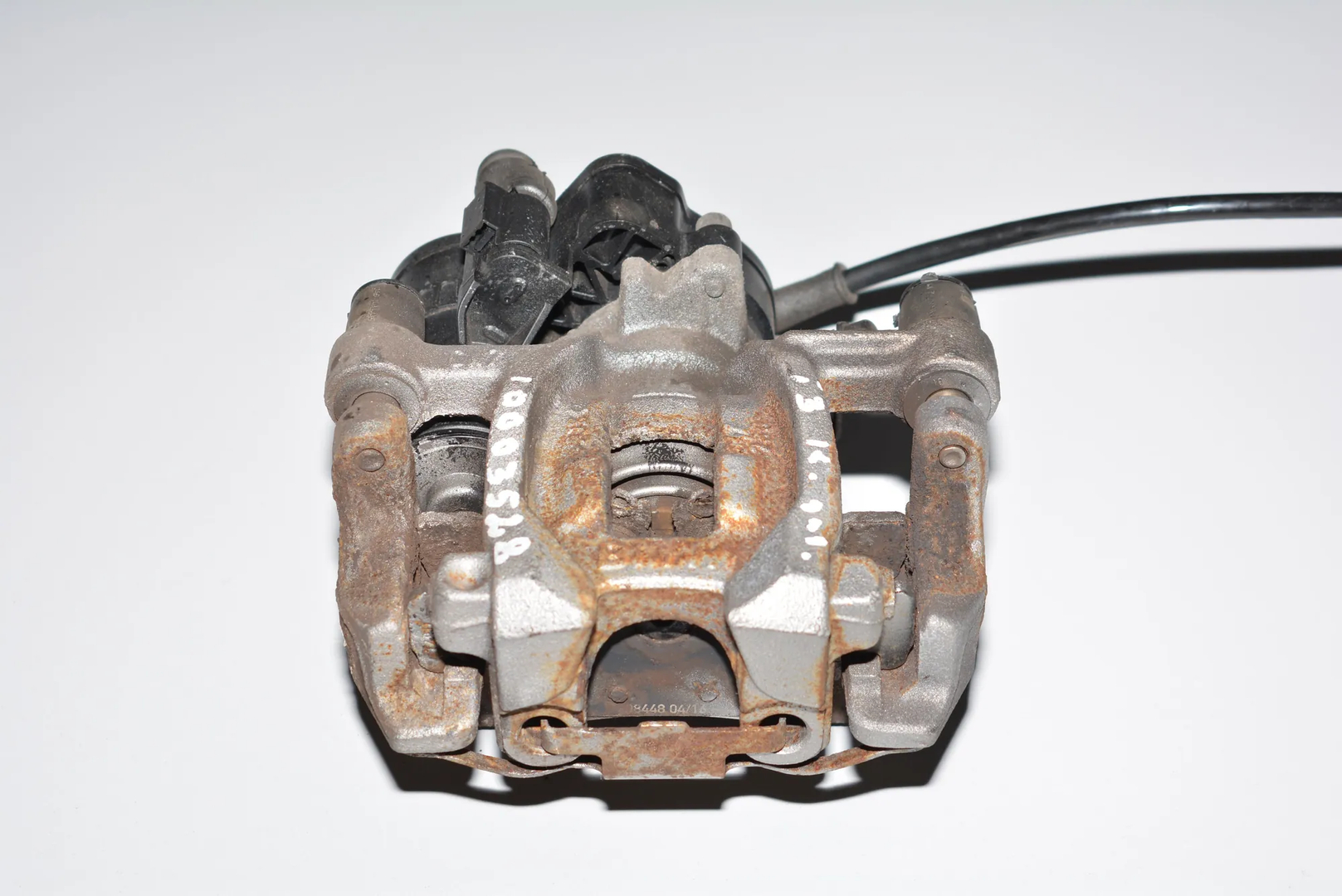 Rear Left Brake Caliper – OEM 6853857 · BMW i3 (I01) Hybrid 2016 – 4