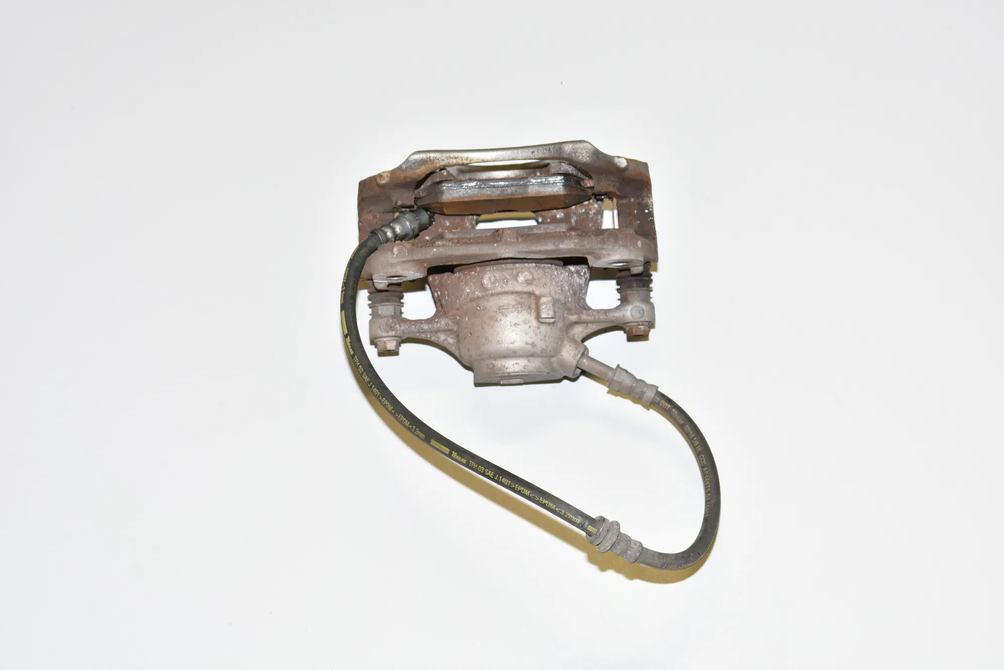 Front Right Brake Caliper · BMW i3 (I01) Hybrid 2016 – 3