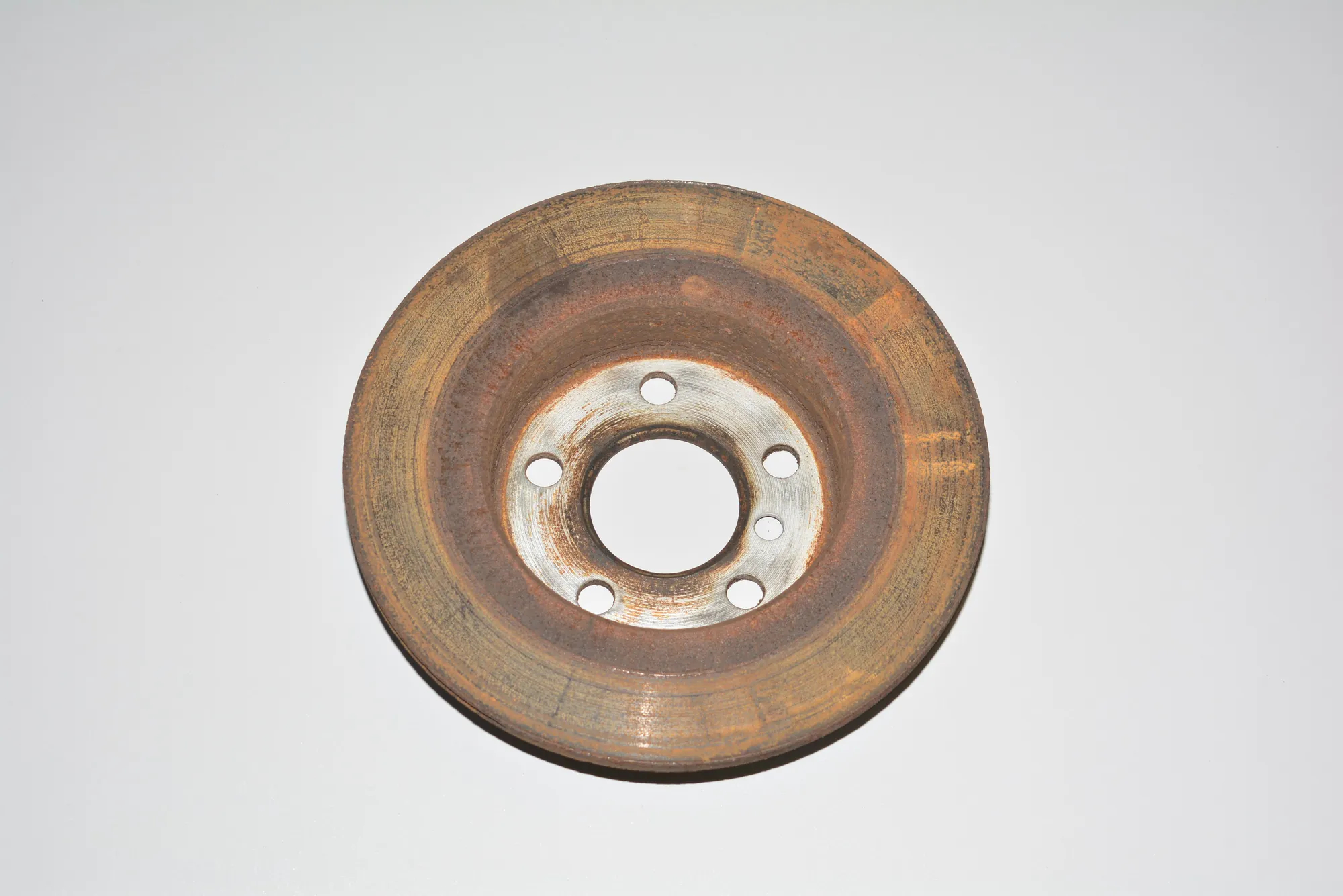 Rear Right Brake Disc – OEM 6864141 · BMW i3 (I01) Hybrid 2016 – 3