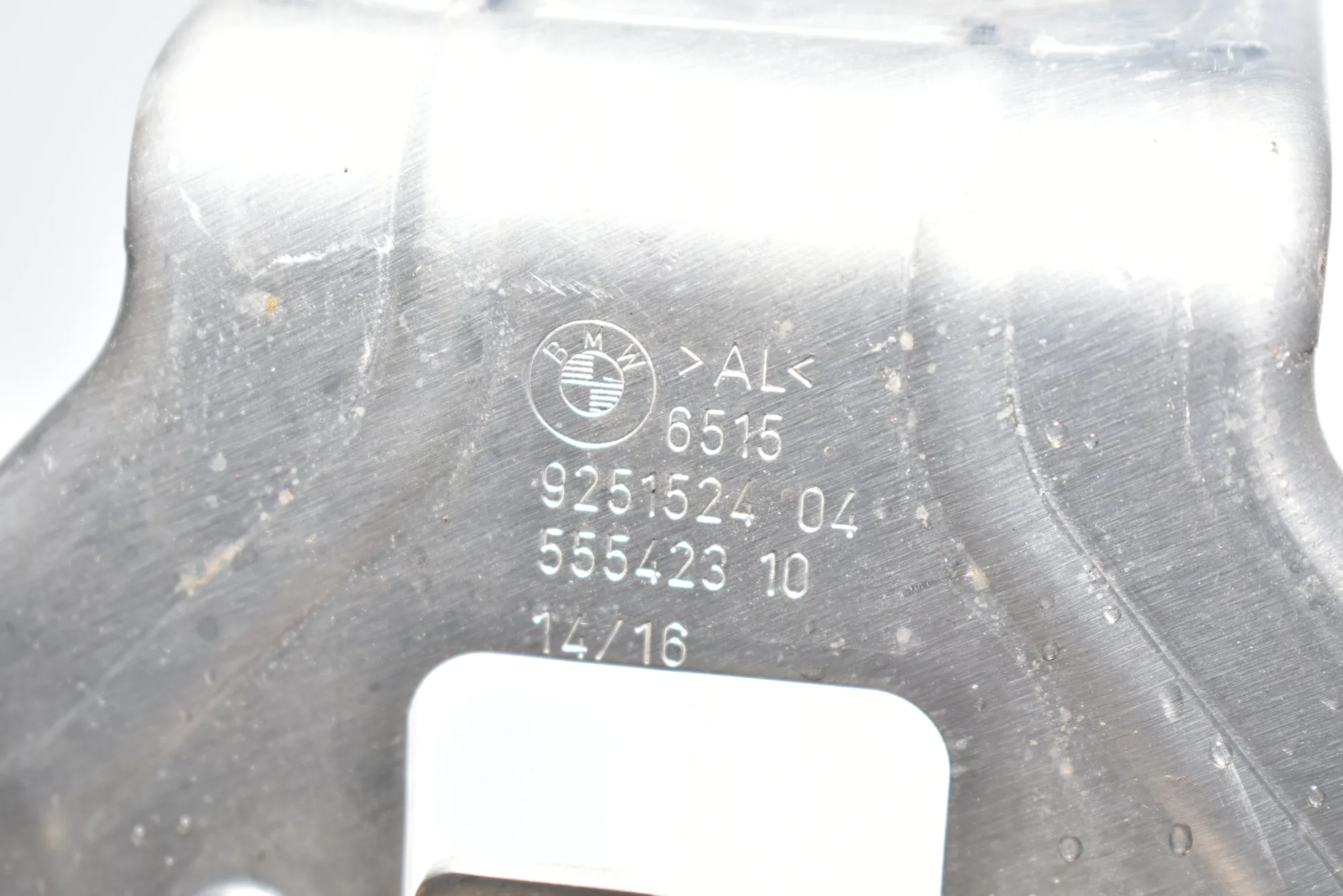 Other Body Parts – OEM 9251524 · BMW i3 (I01) Hybrid 2016 – 4
