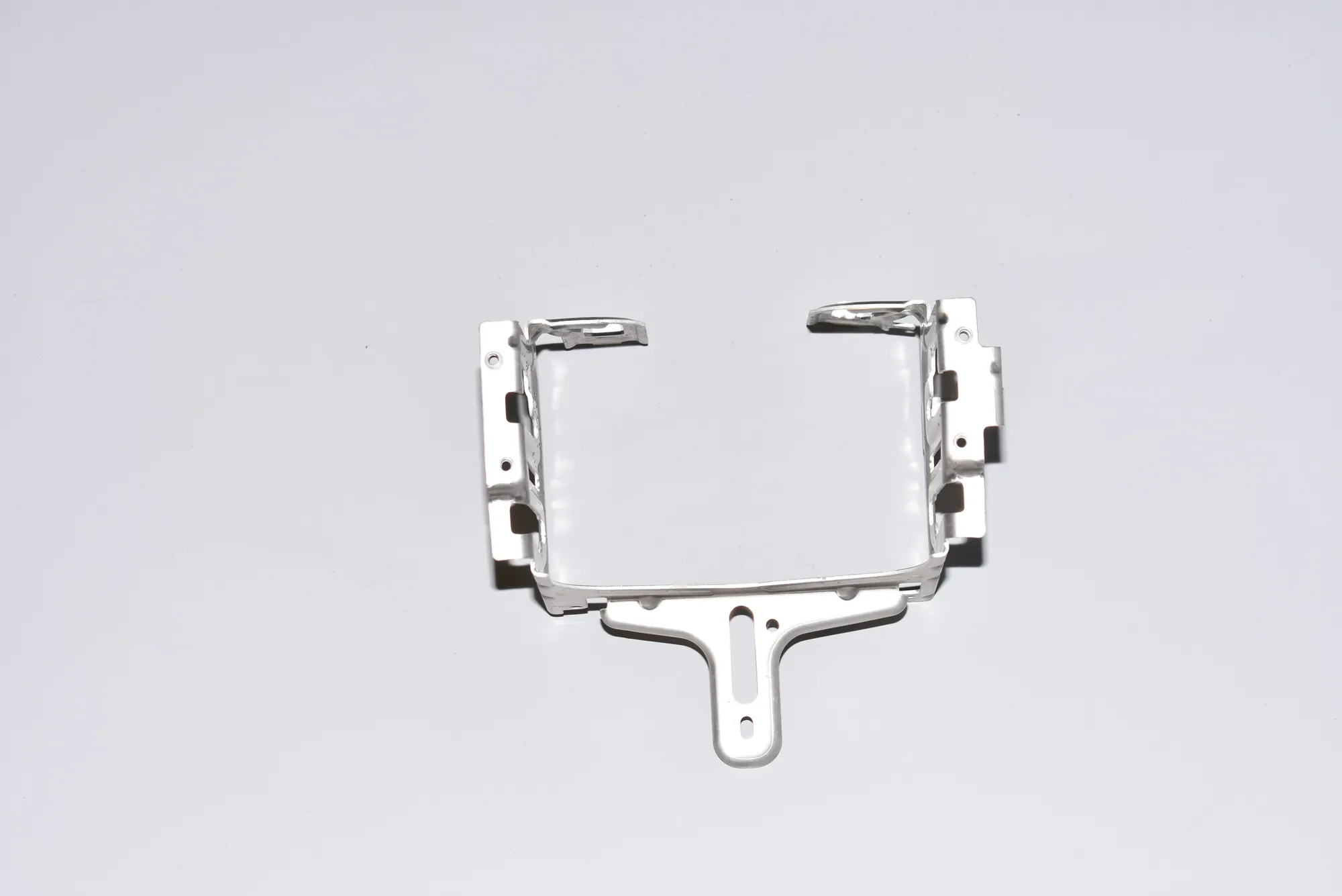 Other Body Parts – OEM 9251523 · BMW i3 (I01) Hybrid 2016
