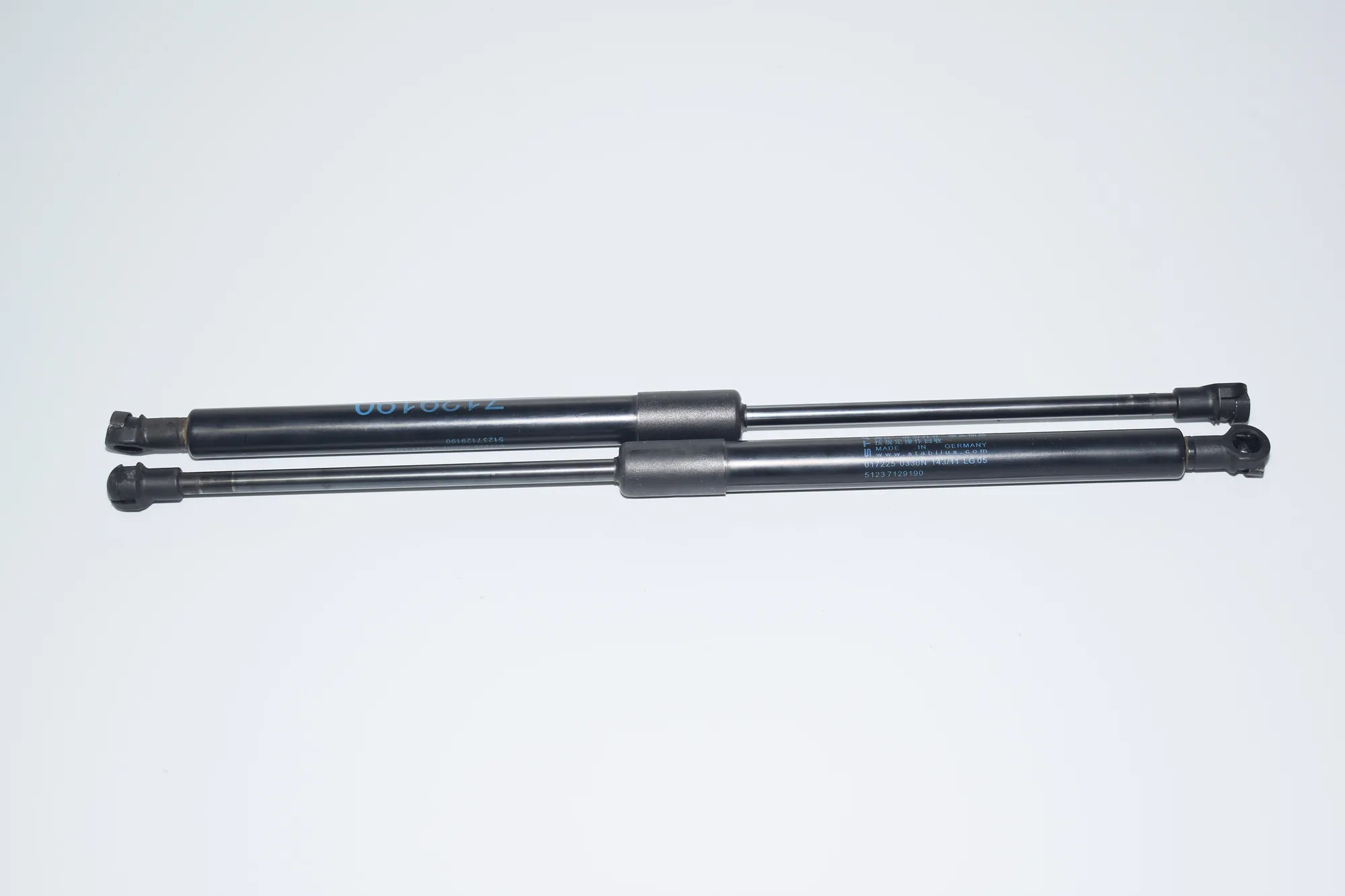 Front Left Bonnet Strut – OEM 7129190 · BMW 3 Coupe (E92) BMW 3 Coupe (E92) 320 d 2008 – 2
