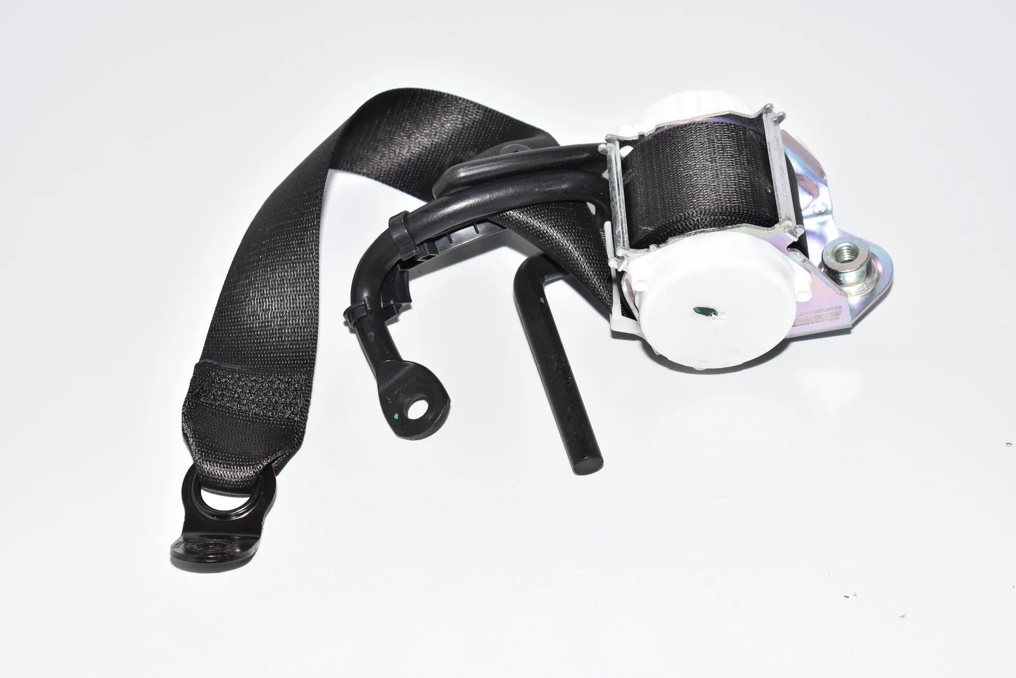 Rear Left Seatbelt – OEM 7305643 · BMW i3 (I01) Hybrid 2016 – 2
