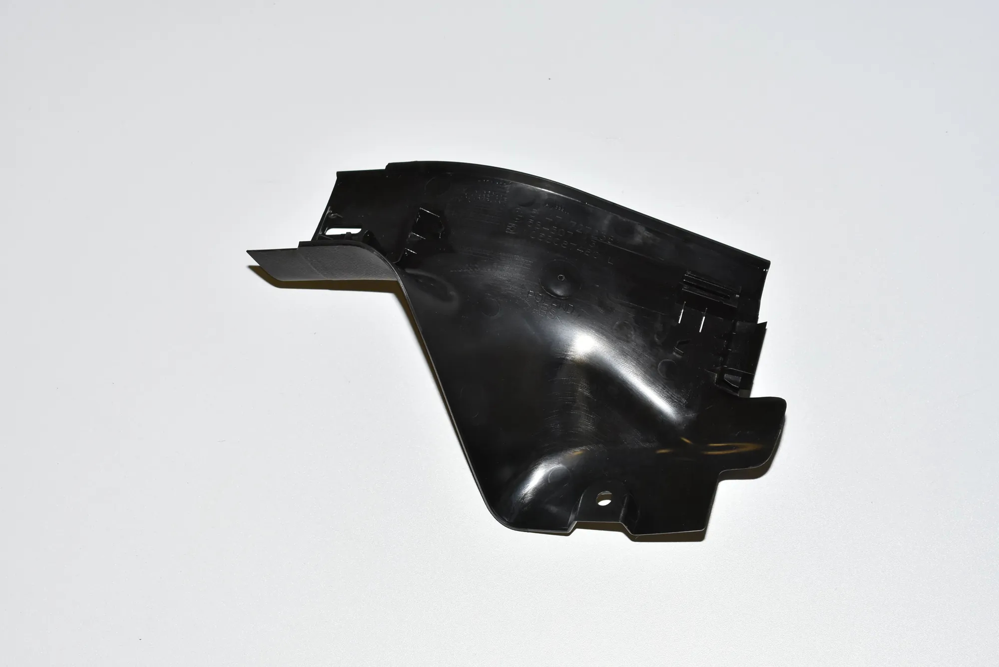 Rear Left Interior Step Trim – OEM 7272381 · BMW i3 (I01) Hybrid 2016 – 3