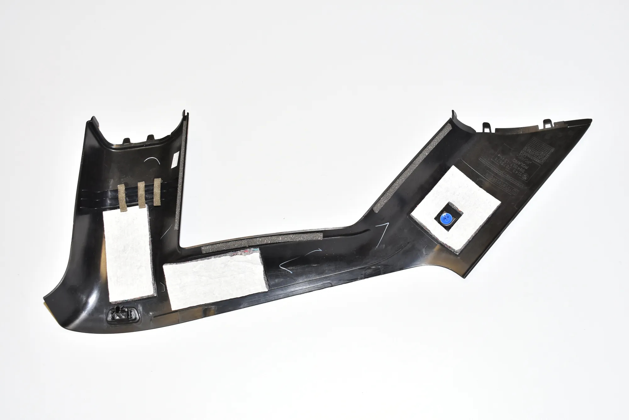 Right Side Pillar Trim – OEM 7275670 · BMW i3 (I01) Hybrid 2016 – 3