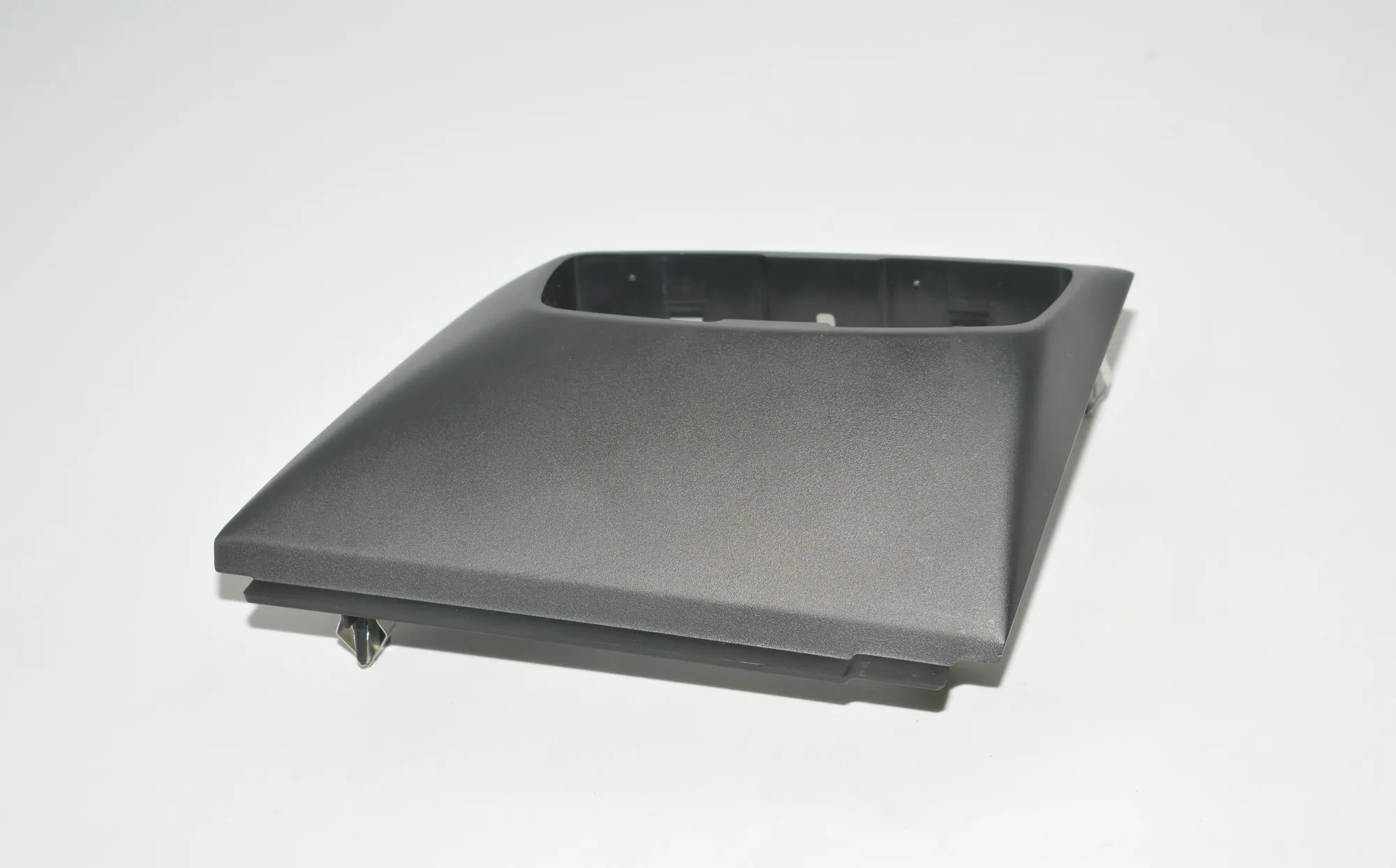 Headlight Switch Trim – OEM 9282943 · BMW i3 (I01) Hybrid 2016