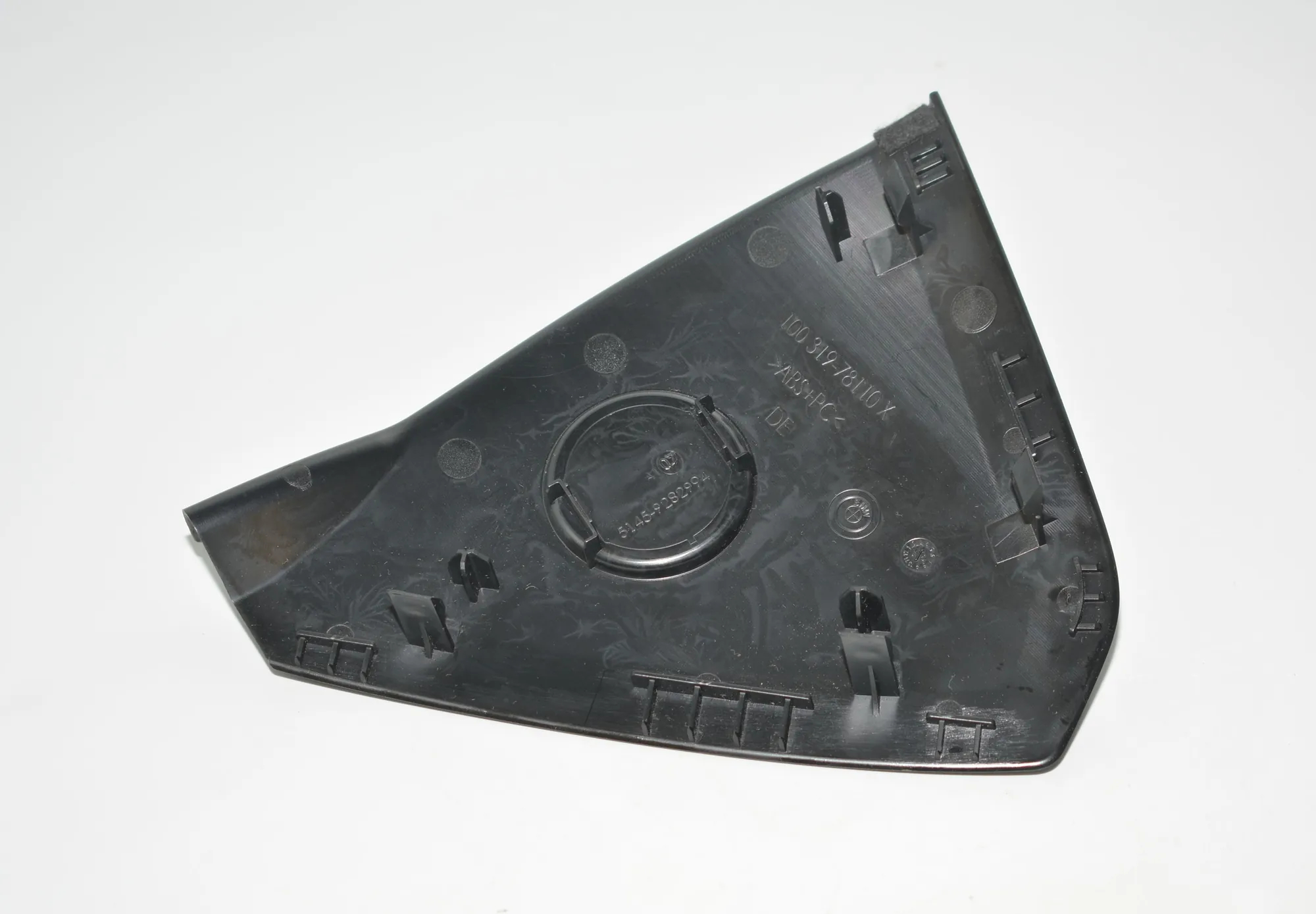 Dashboard Side Trim – OEM 9282994 · BMW i3 (I01) Hybrid 2016 – 4