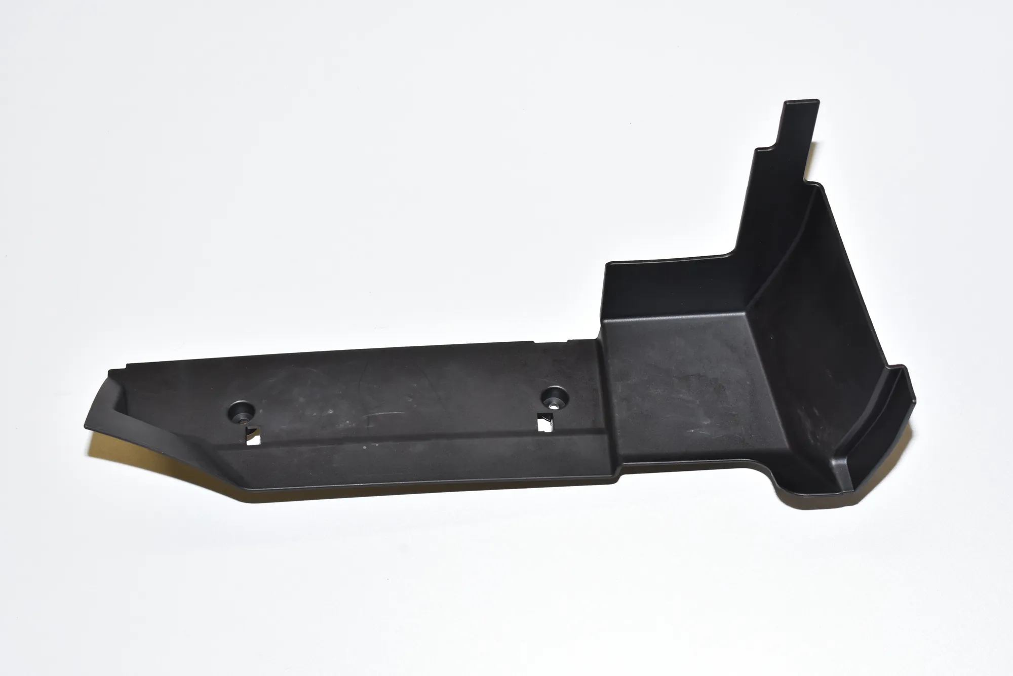 Dashboard Lower Trim – OEM 9283033 · BMW i3 (I01) Hybrid 2016