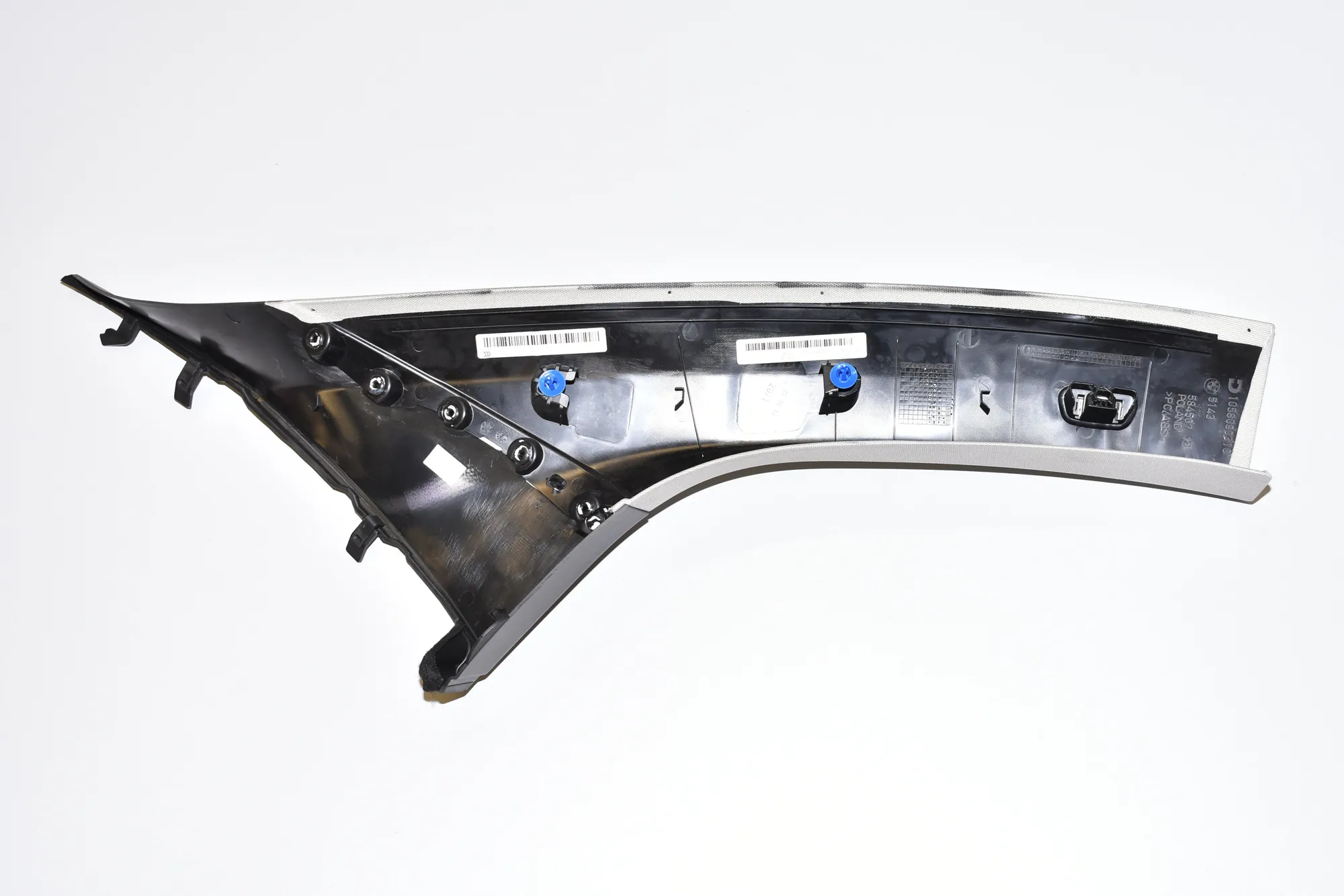 Front Left A Pillar Trim – OEM 7275667 · BMW i3 (I01) Hybrid 2016 – 3