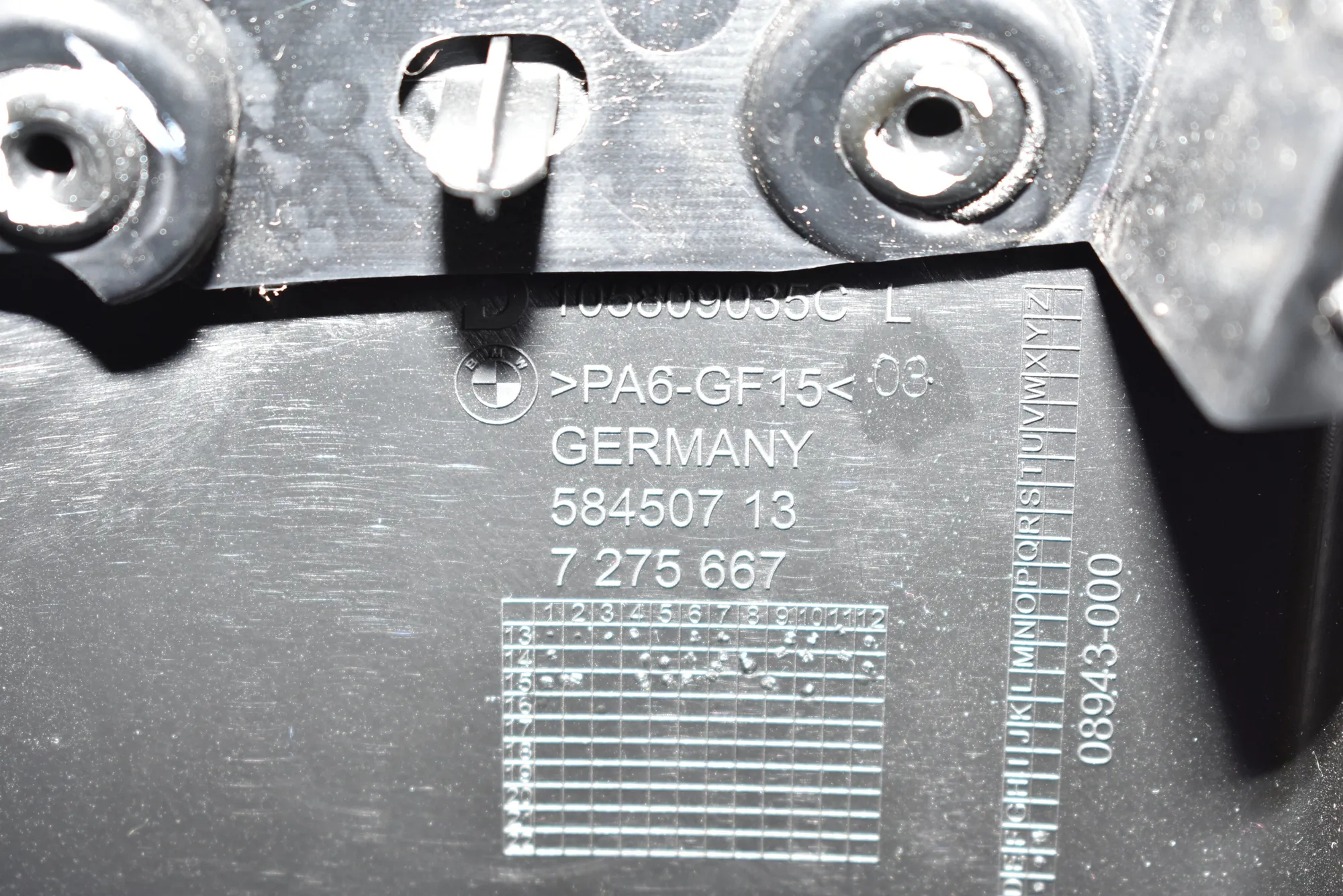 Front Left A Pillar Trim – OEM 7275667 · BMW i3 (I01) Hybrid 2016 – 4