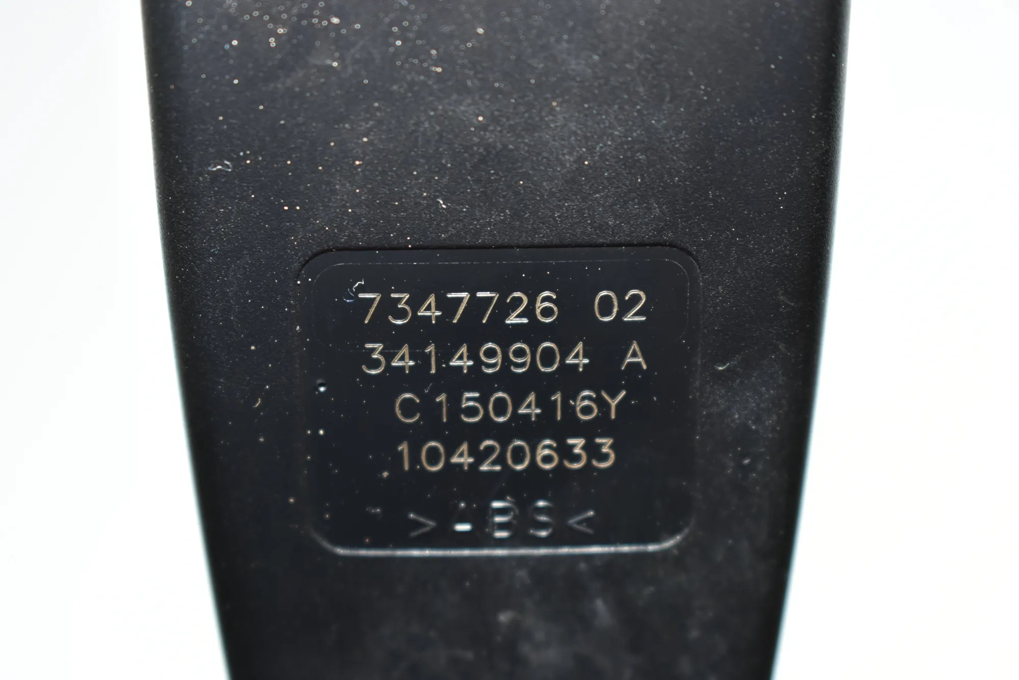 Rear Right Seat Buckle – OEM 7347726 · BMW i3 (I01) Hybrid 2016 – 4