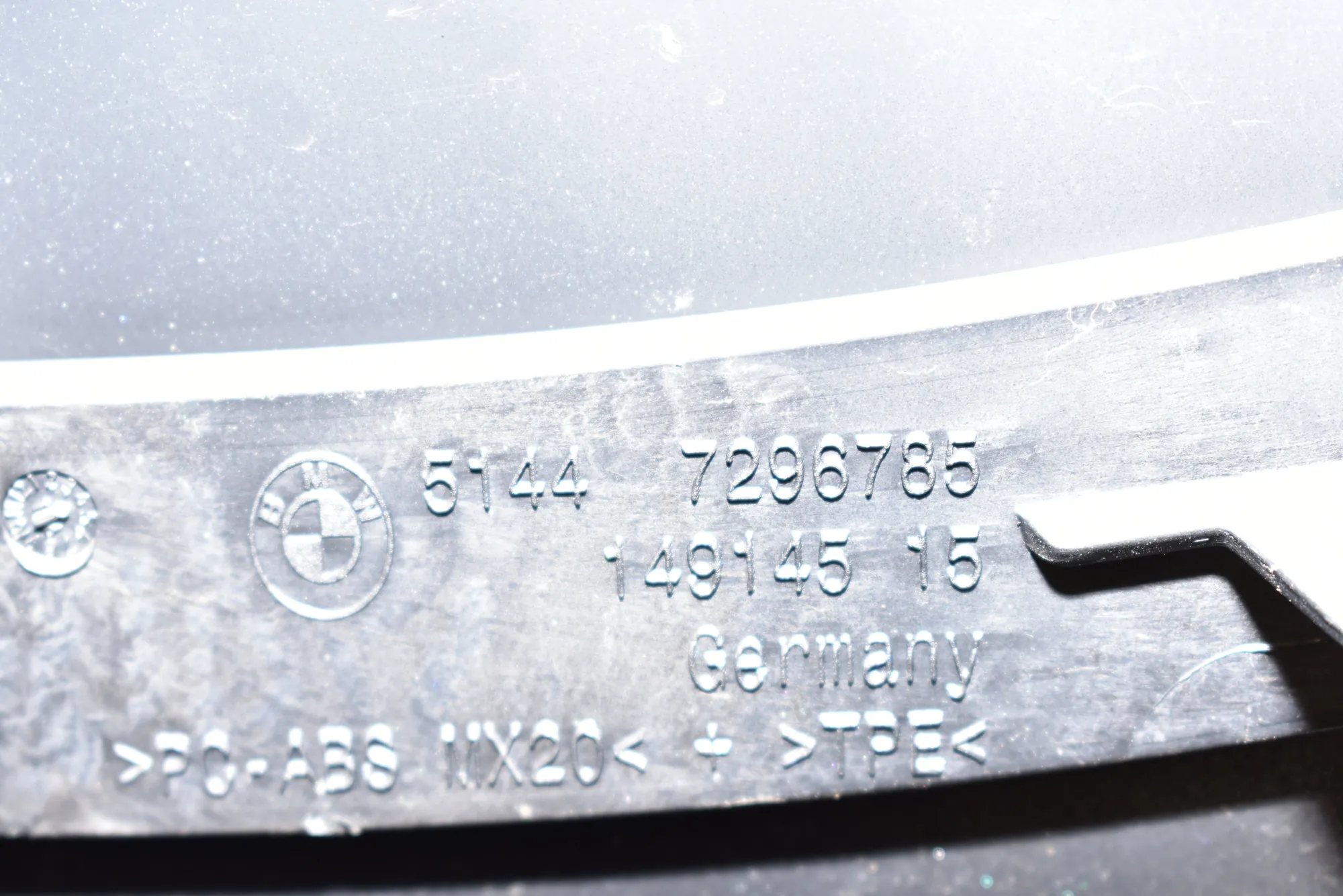 Other Body Parts – OEM 7296785 · BMW i3 (I01) Hybrid 2016 – 5