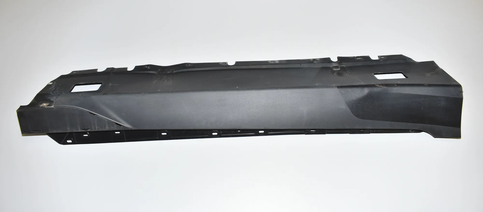 Right Side Sideskirt – OEM 7368598 · BMW i3 (I01) Hybrid 2016