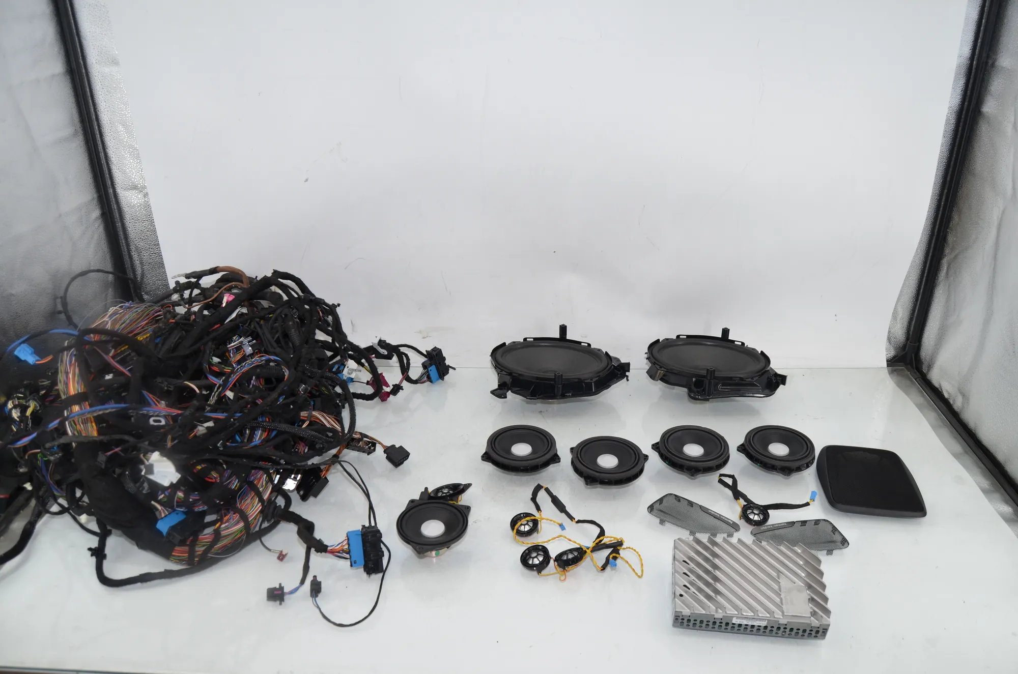Sound Audio System Set – OEM 9285272 · BMW i3 (I01) s Range Extender 2019