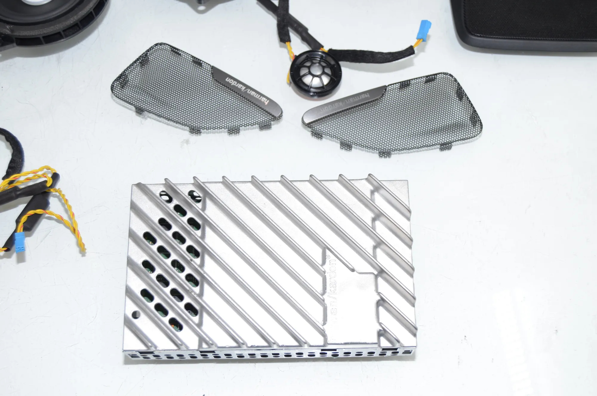 Sound Audio System Set – OEM 9285272 · BMW i3 (I01) s Range Extender 2019 – 5