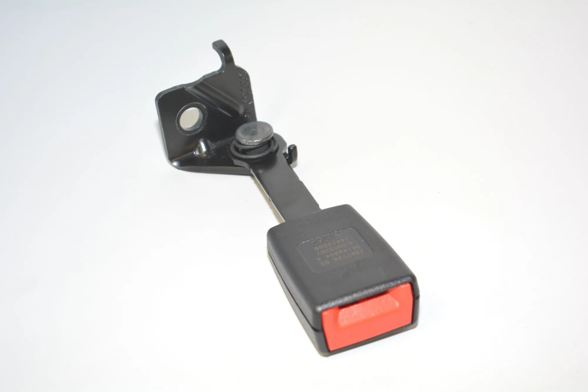 Rear Right Seat Buckle – OEM 7347726 · BMW i3 (I01) Electric 2020