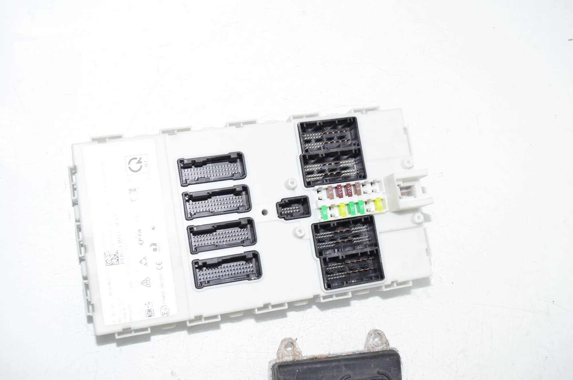 Engine Ignition ECU Set – OEM 8736965 · BMW i3 (I01) s Range Extender 2019 – 2