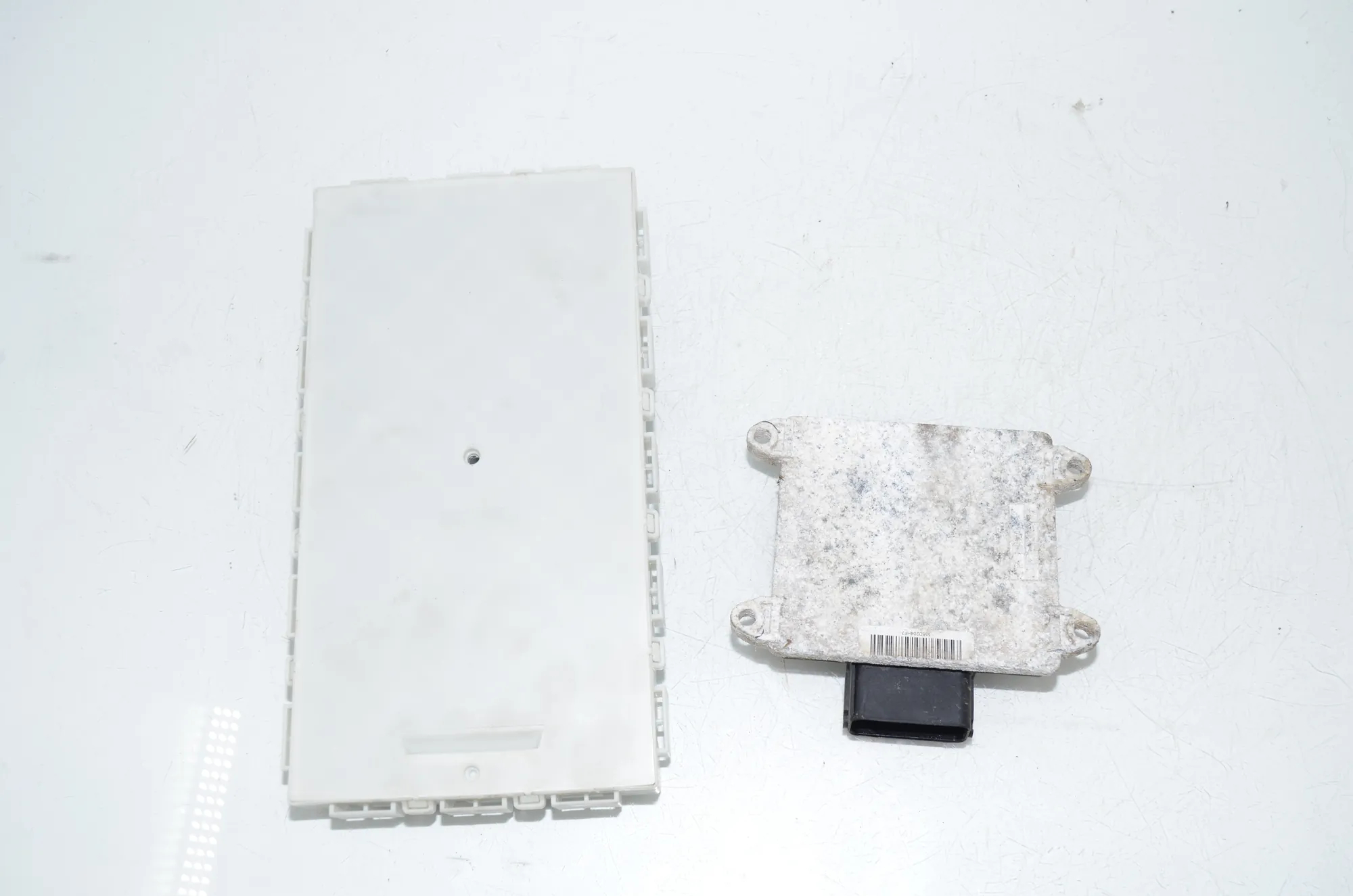Engine Ignition ECU Set – OEM 8736965 · BMW i3 (I01) s Range Extender 2019 – 5