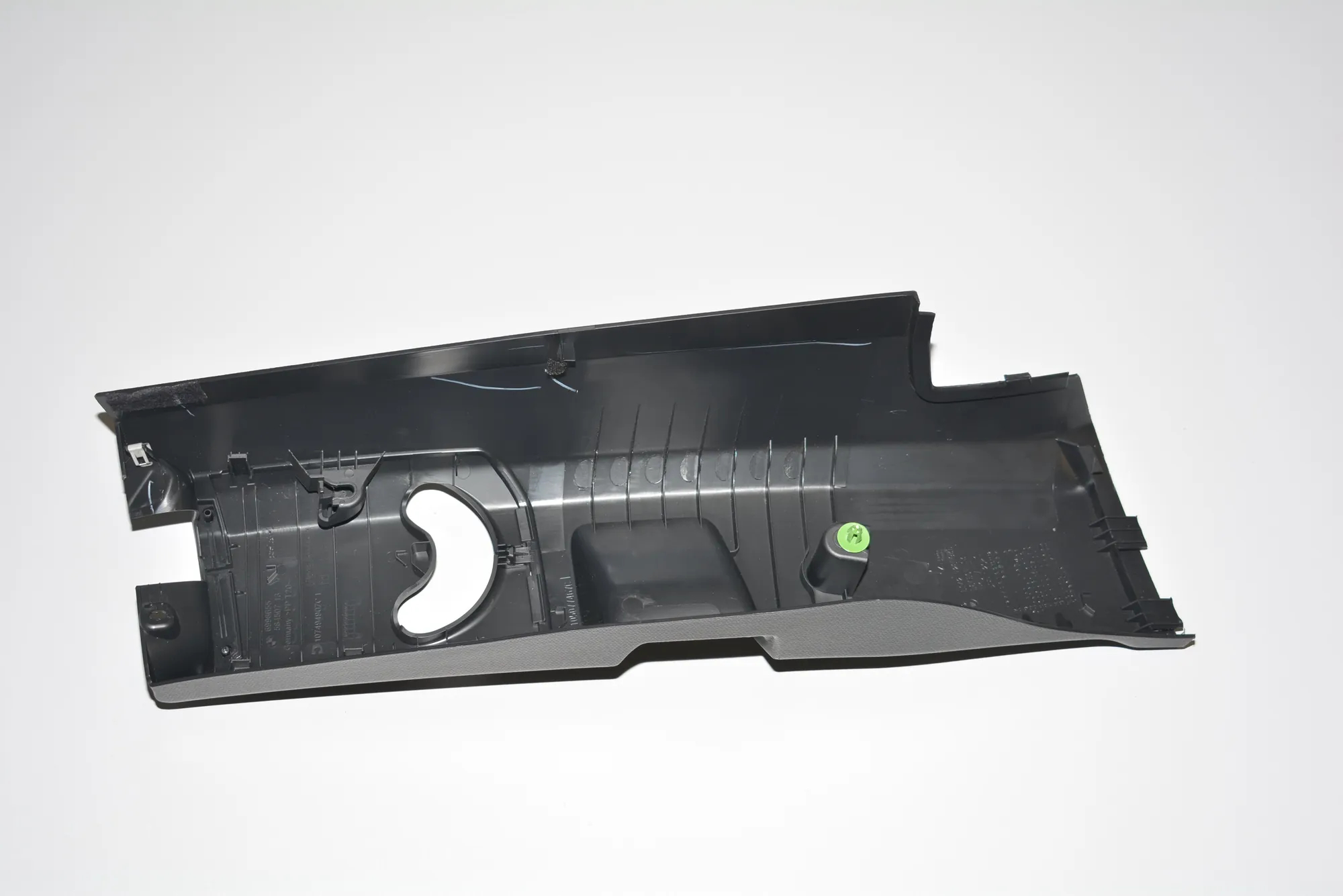 B Pillar Trim – OEM 7287935 · BMW i3 (I01) Electric 2020 – 4