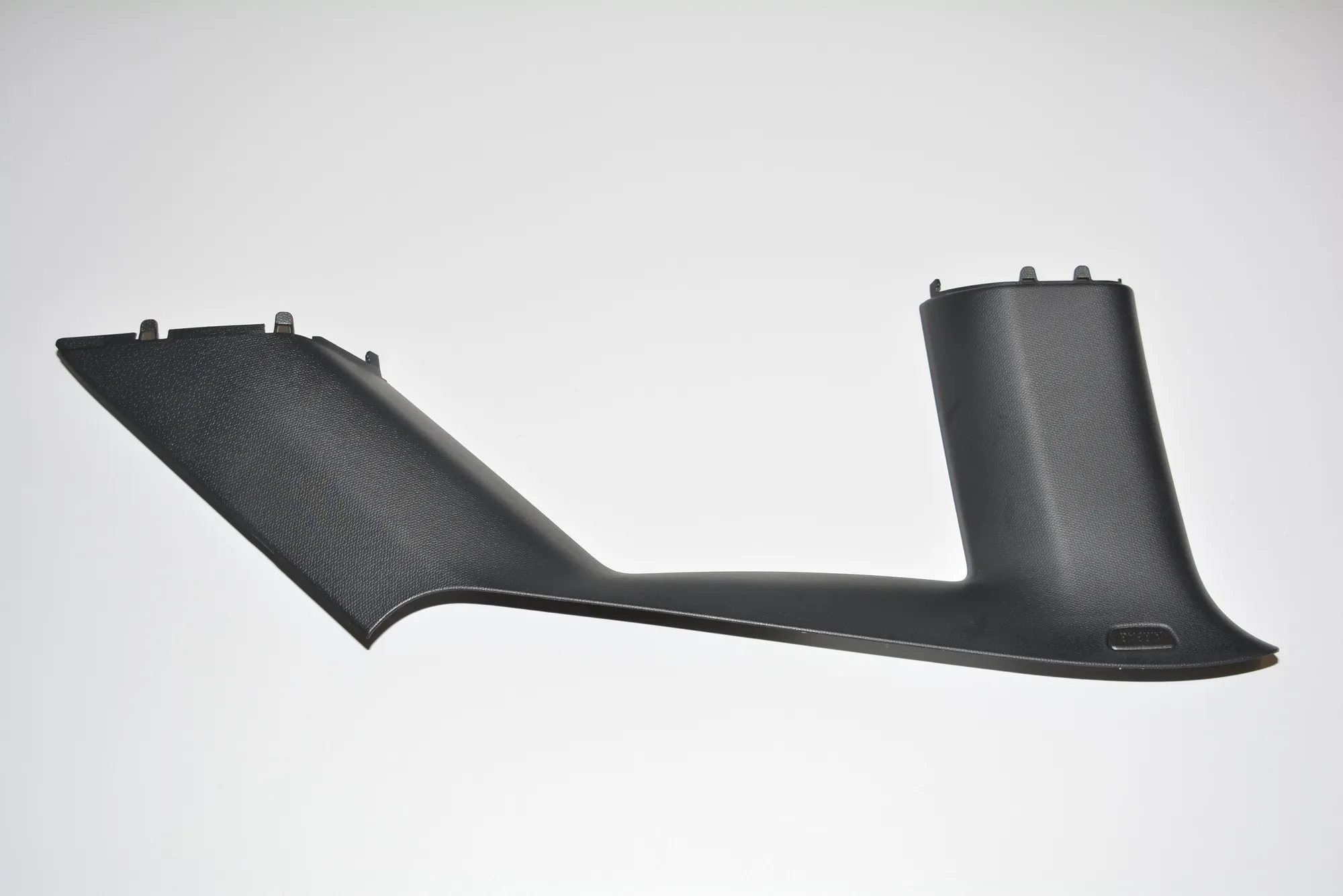 Right Side Pillar Trim – OEM 7275670 · BMW i3 (I01) Electric 2020 – 2