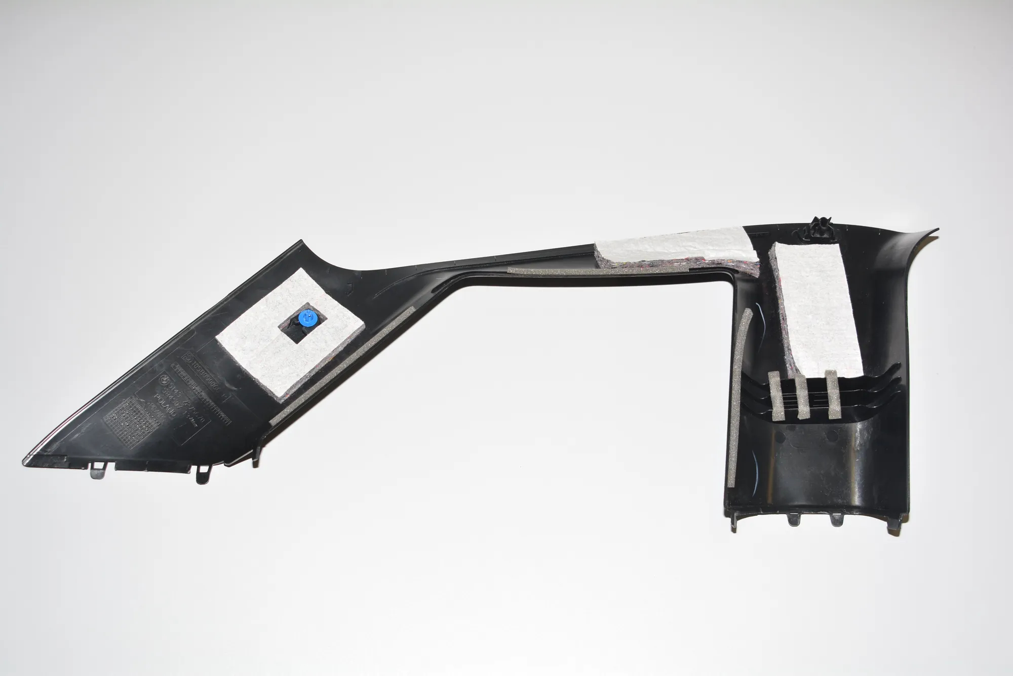 Right Side Pillar Trim – OEM 7275670 · BMW i3 (I01) Electric 2020 – 4