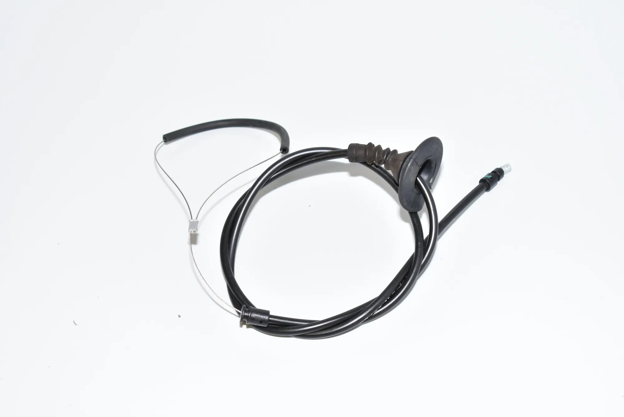 Bonnet Lock Cable – OEM 7299165 · BMW i3 (I01) Electric 2020