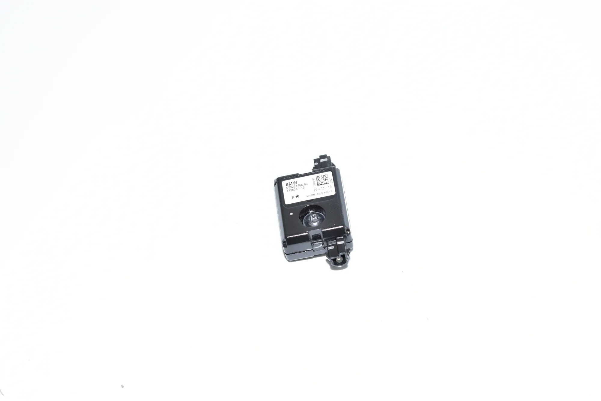 Antenna – OEM 9231466 · BMW i3 (I01) Electric 2020 – 2