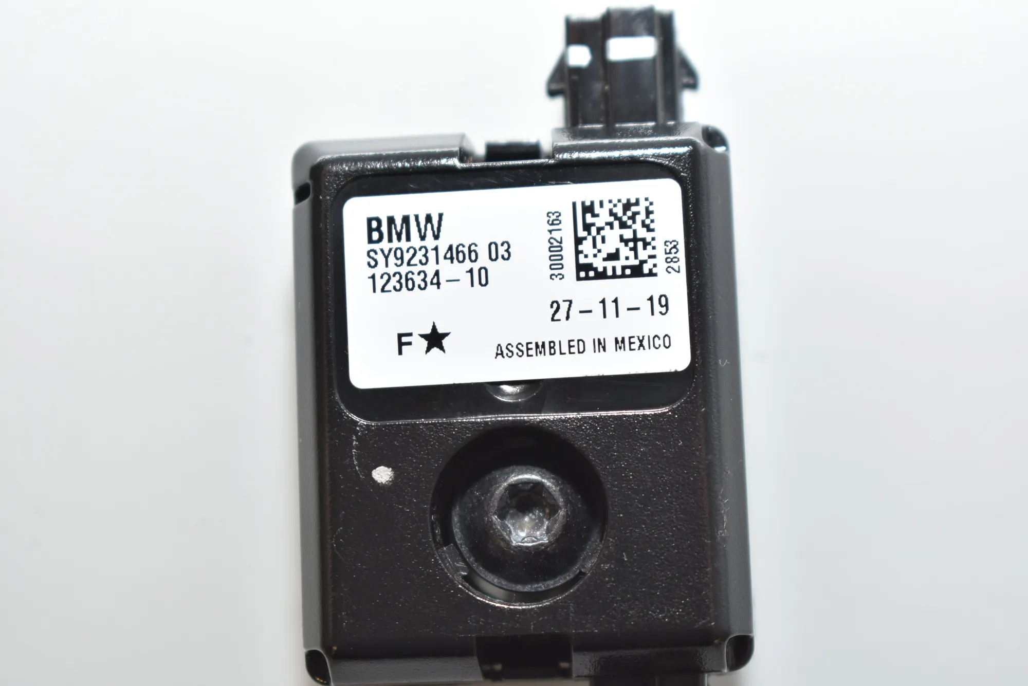 Antenna – OEM 9231466 · BMW i3 (I01) Electric 2020 – 4