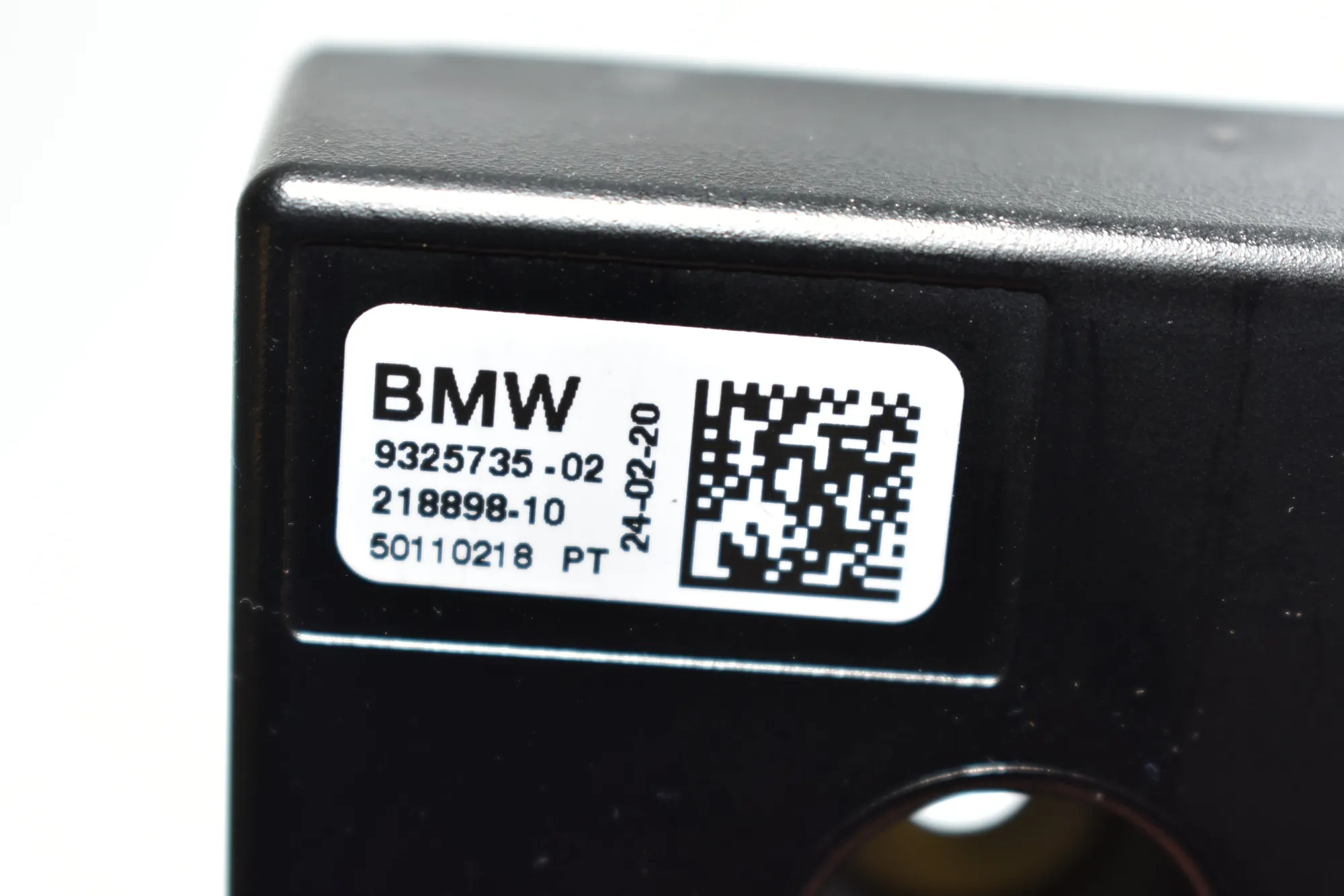 Antenna – OEM 9325735 · BMW i3 (I01) Electric 2020 – 4