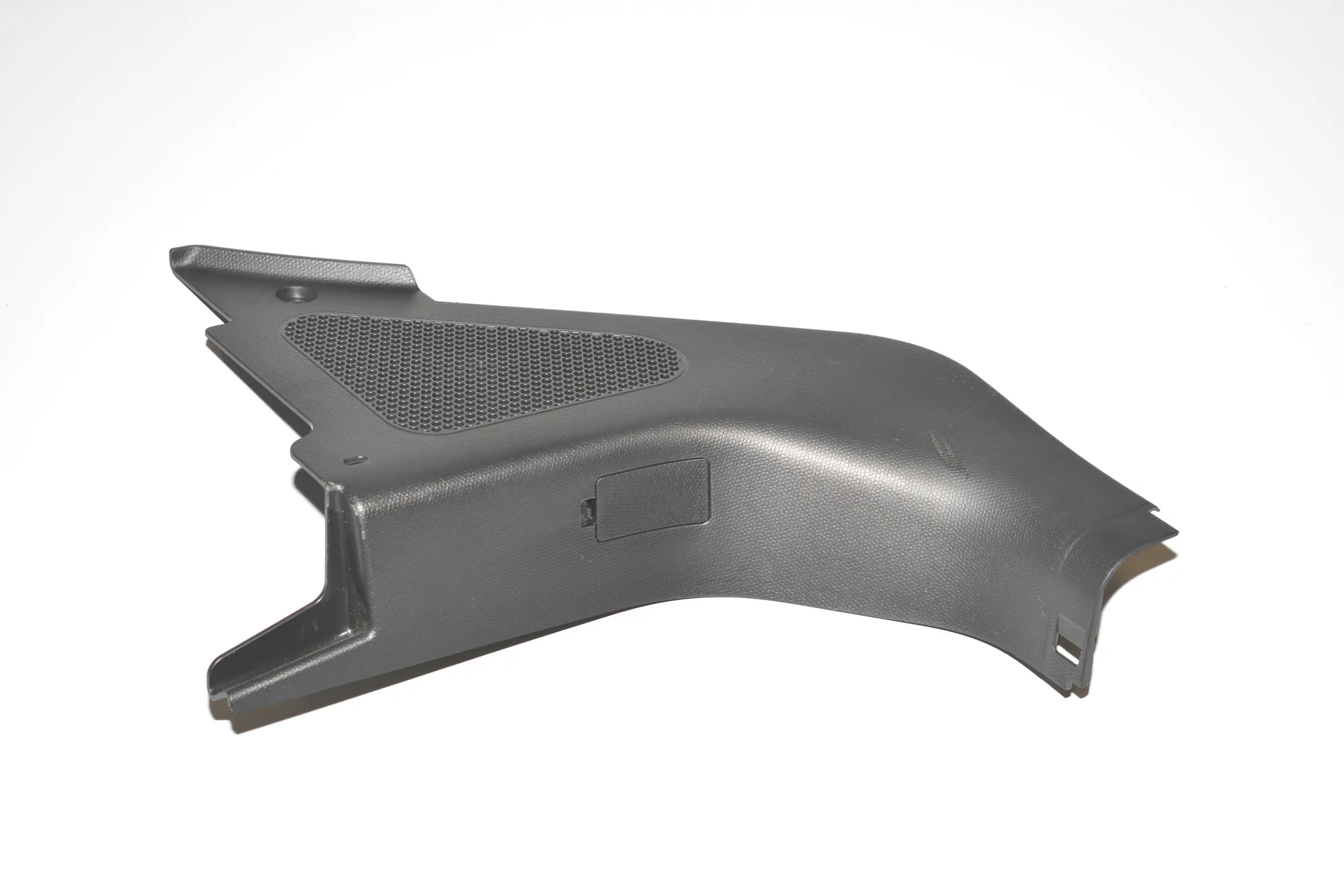 Front Left Interior Step Trim – OEM 7272419 · BMW i3 (I01) Electric 2020 – 2