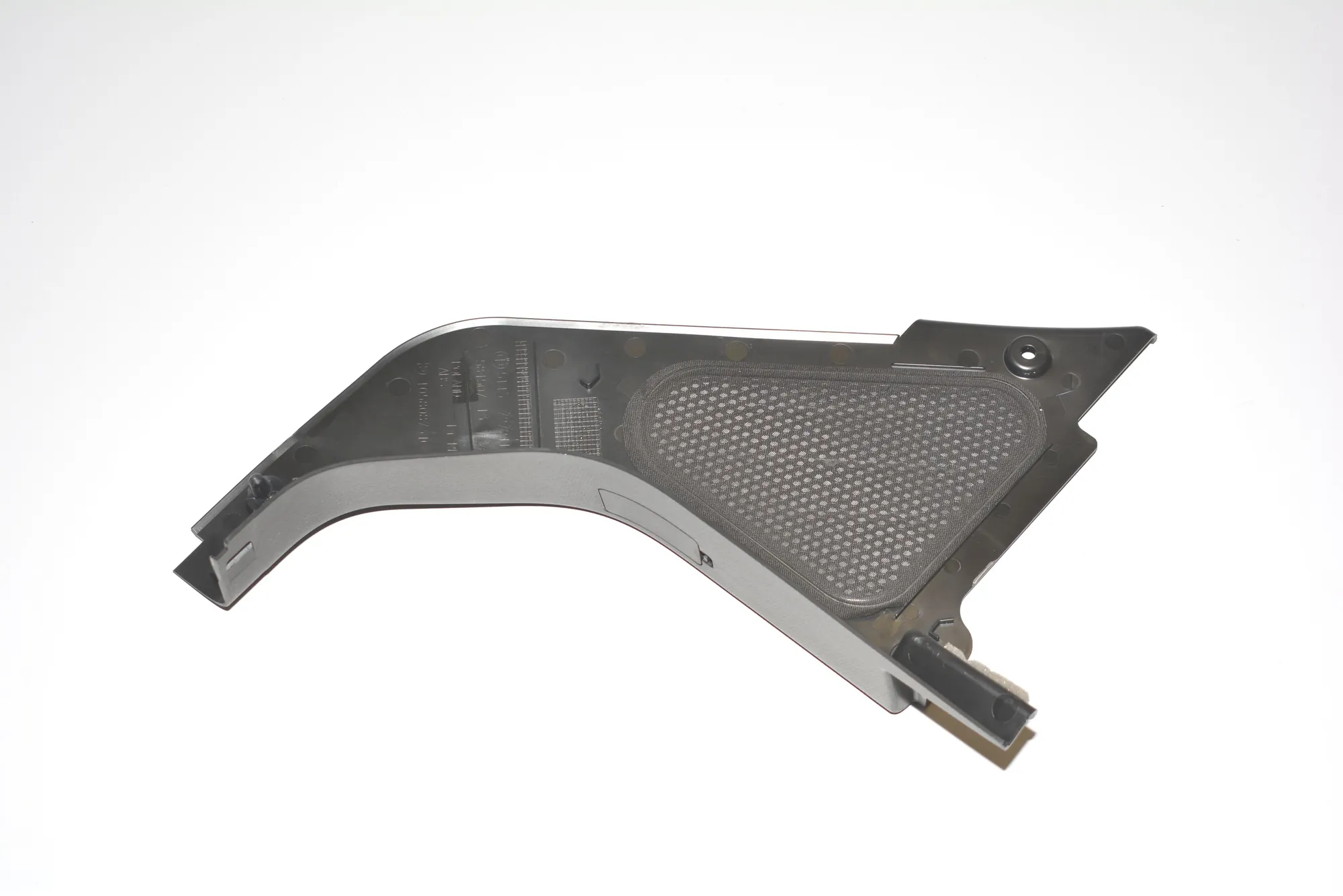 Front Left Interior Step Trim – OEM 7272419 · BMW i3 (I01) Electric 2020 – 3