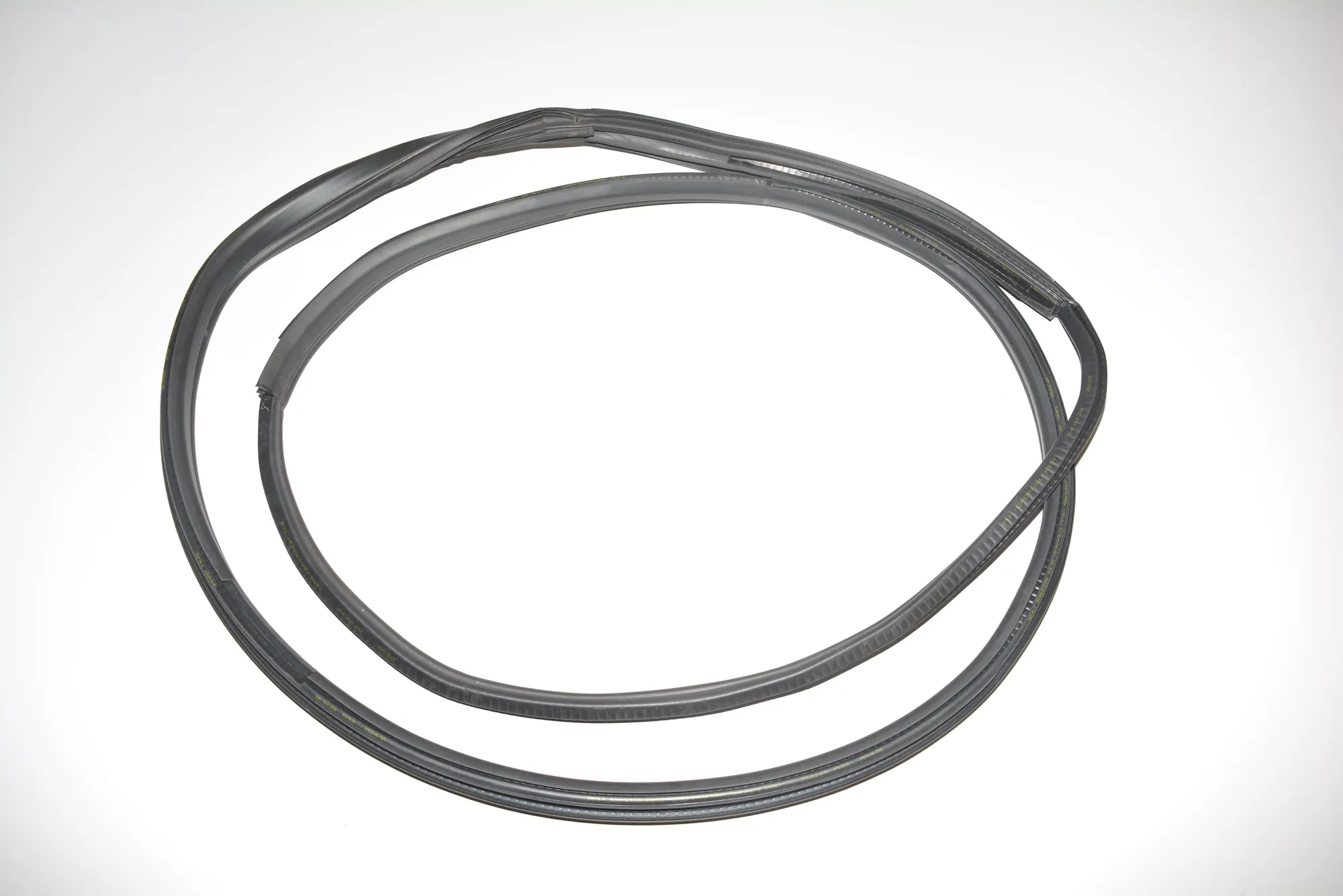 Front Right Door Seal Rubber – OEM 4A04478 · BMW i3 (I01) Electric 2020 – 3