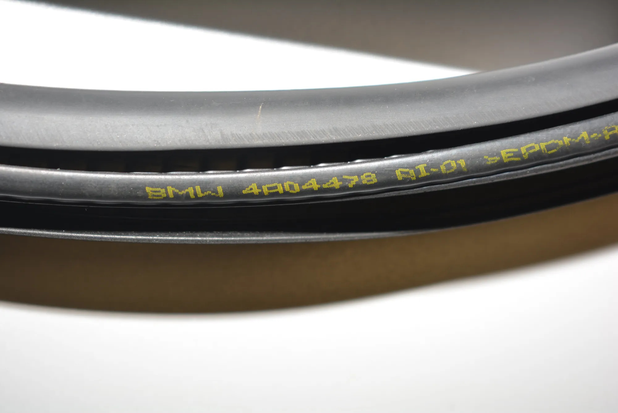 Front Right Door Seal Rubber – OEM 4A04478 · BMW i3 (I01) Electric 2020 – 4