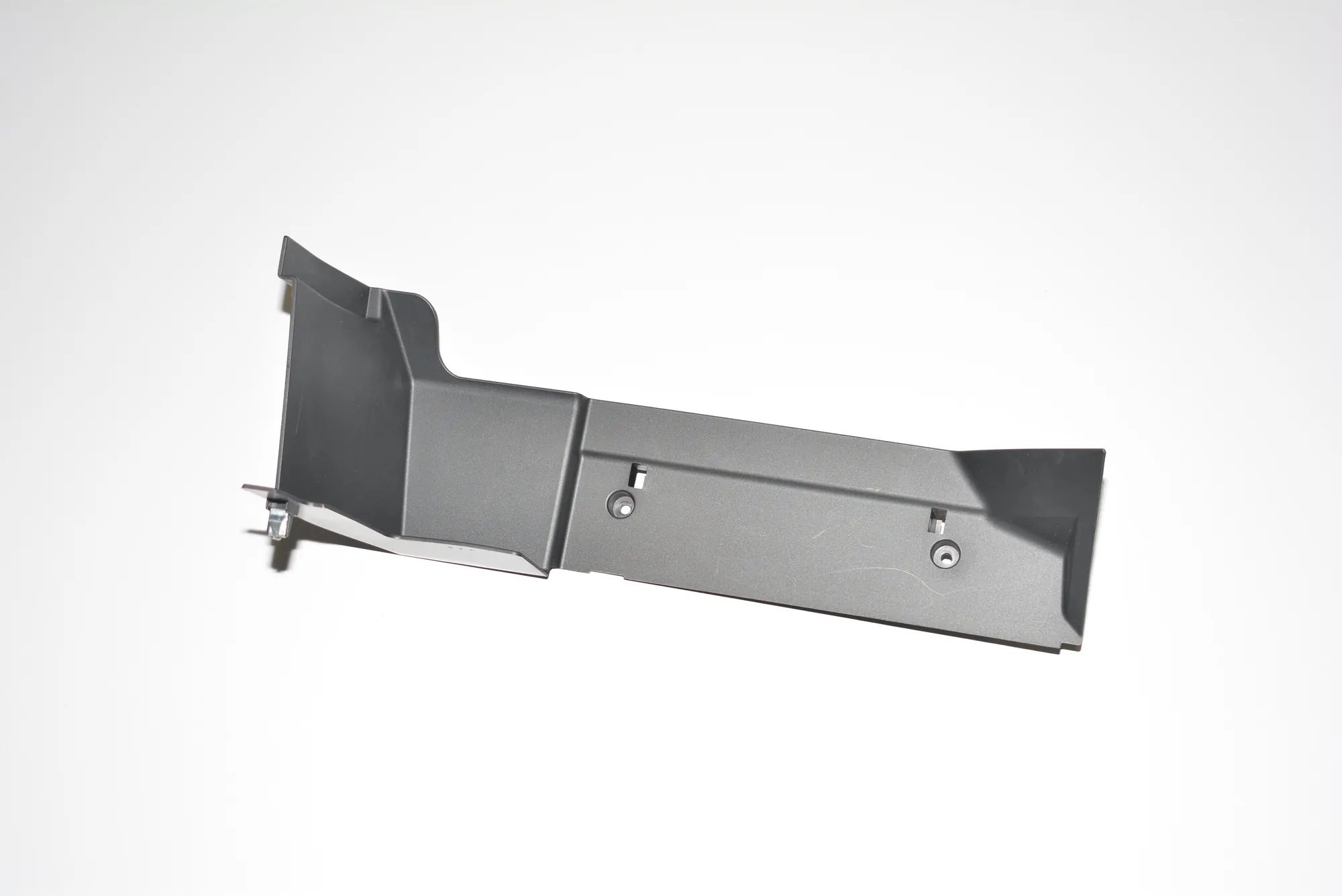 Dashboard Lower Trim – OEM 9283033 · BMW i3 (I01) Electric 2020 – 2