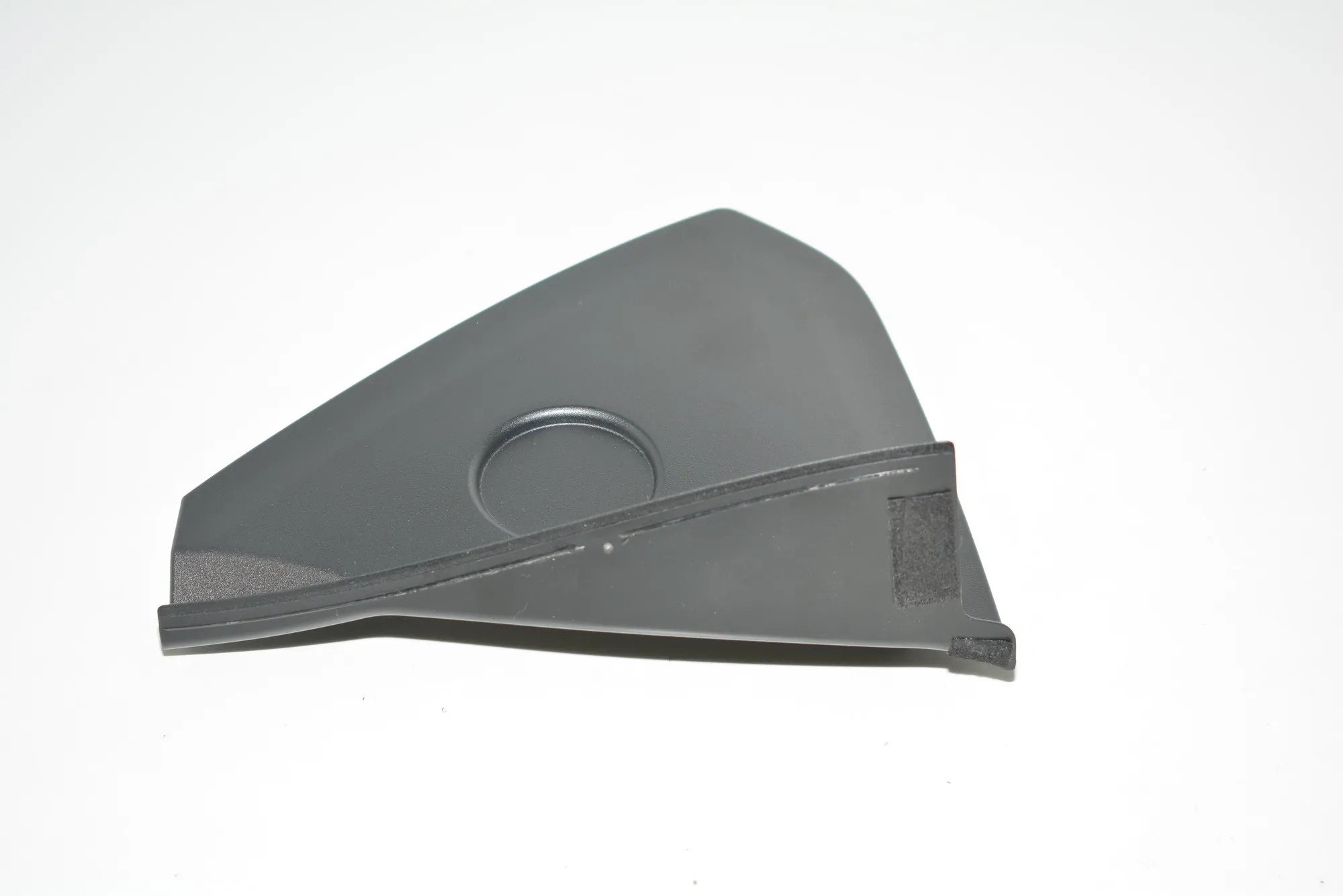 Dashboard Side Trim – OEM 9282994 · BMW i3 (I01) Electric 2020 – 2