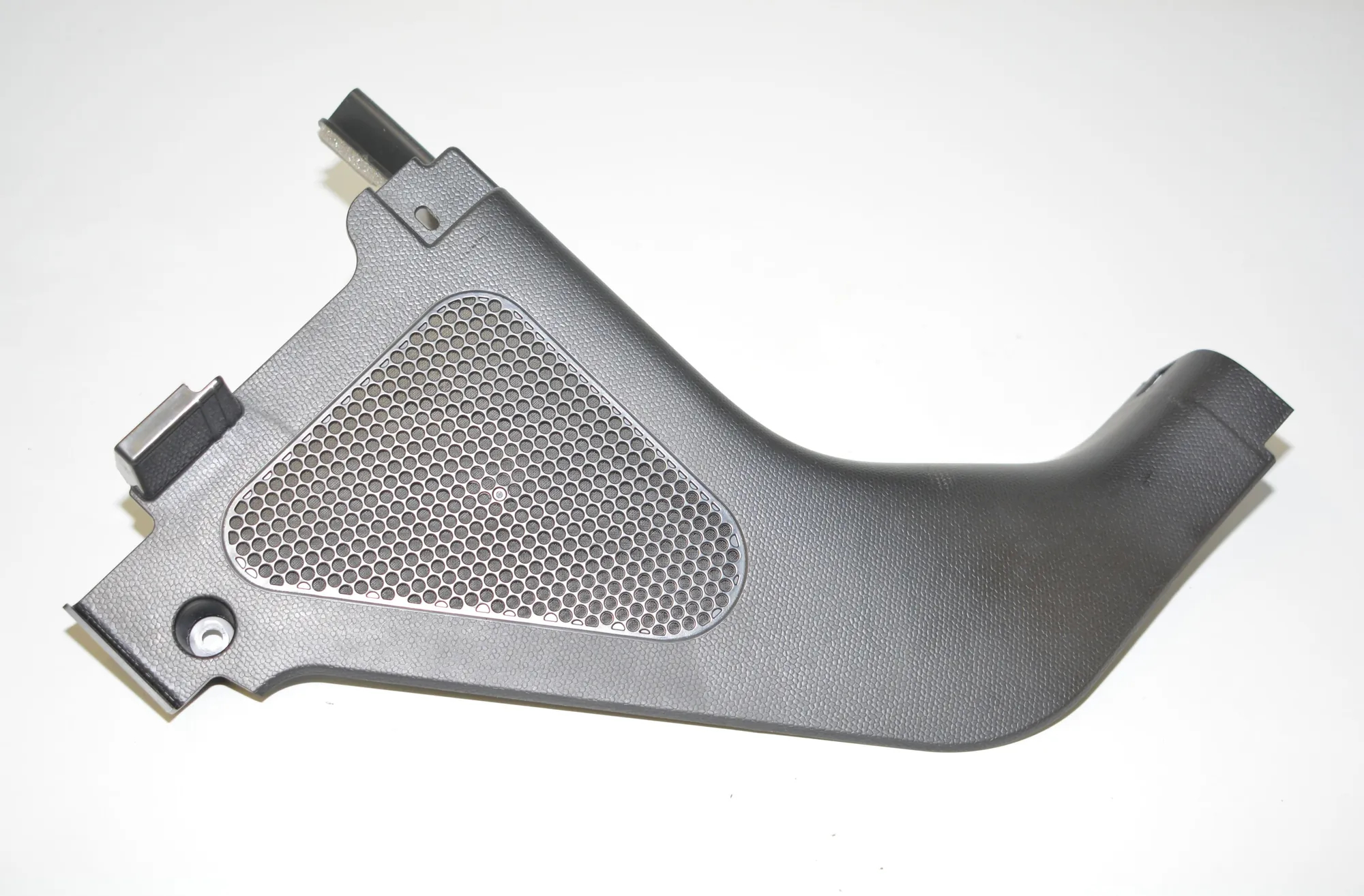 Front Right Interior Step Trim – OEM 7272420 · BMW i3 (I01) Electric 2020