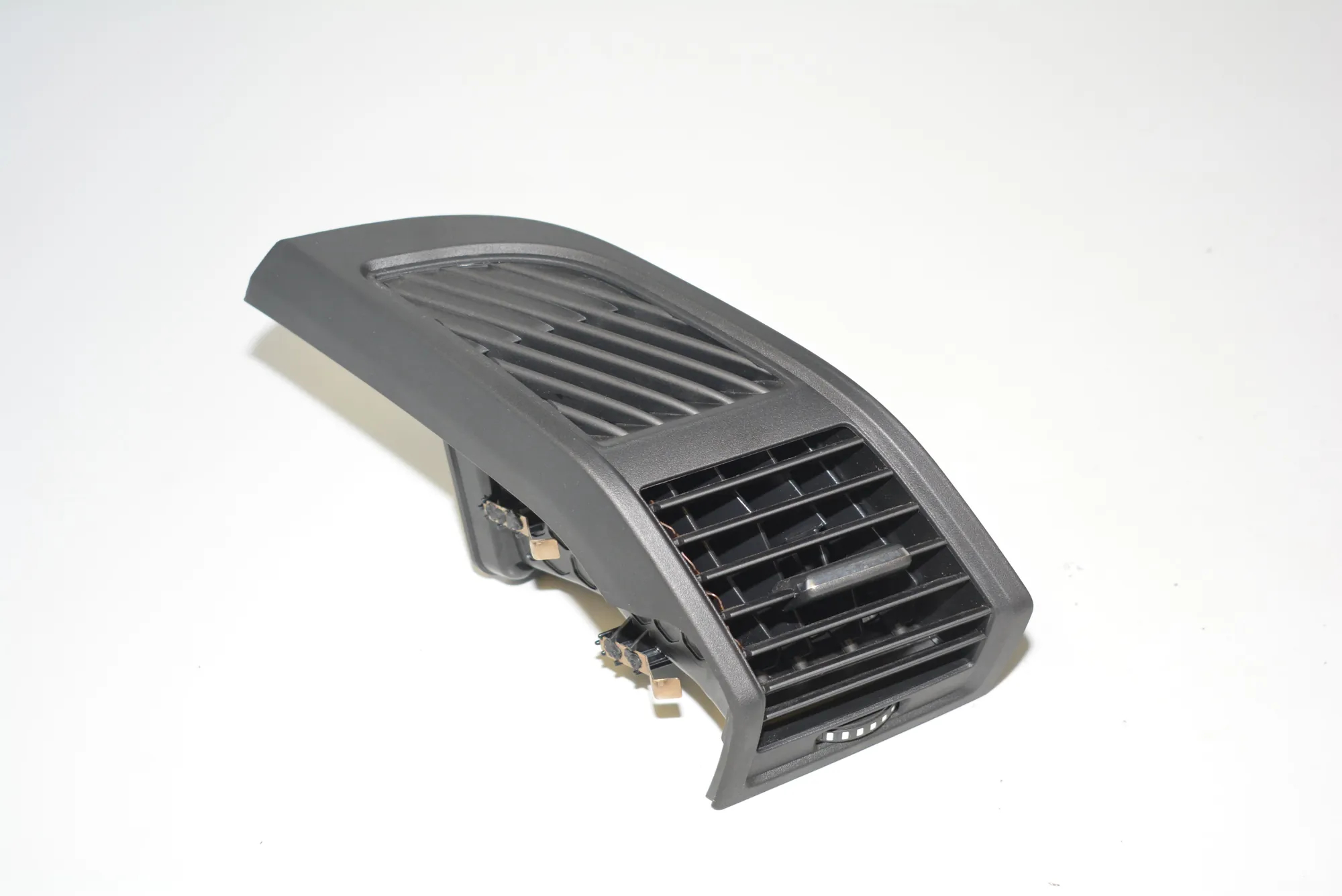 Dashboard Air Vents – OEM 9283002 · BMW i3 (I01) Electric 2020