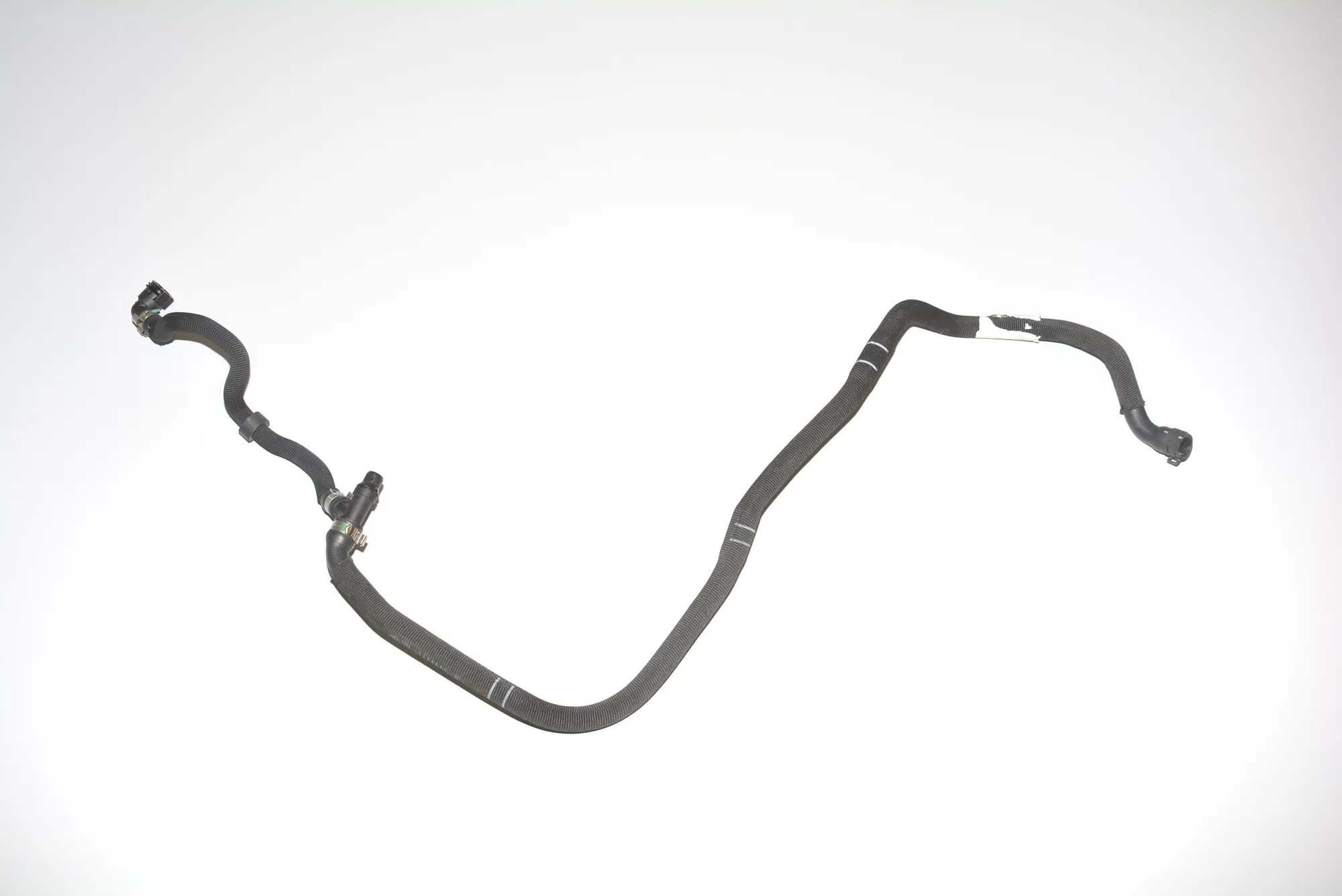 Coolant Hose Pipe – OEM 8656446 · BMW i3 (I01) Electric 2020