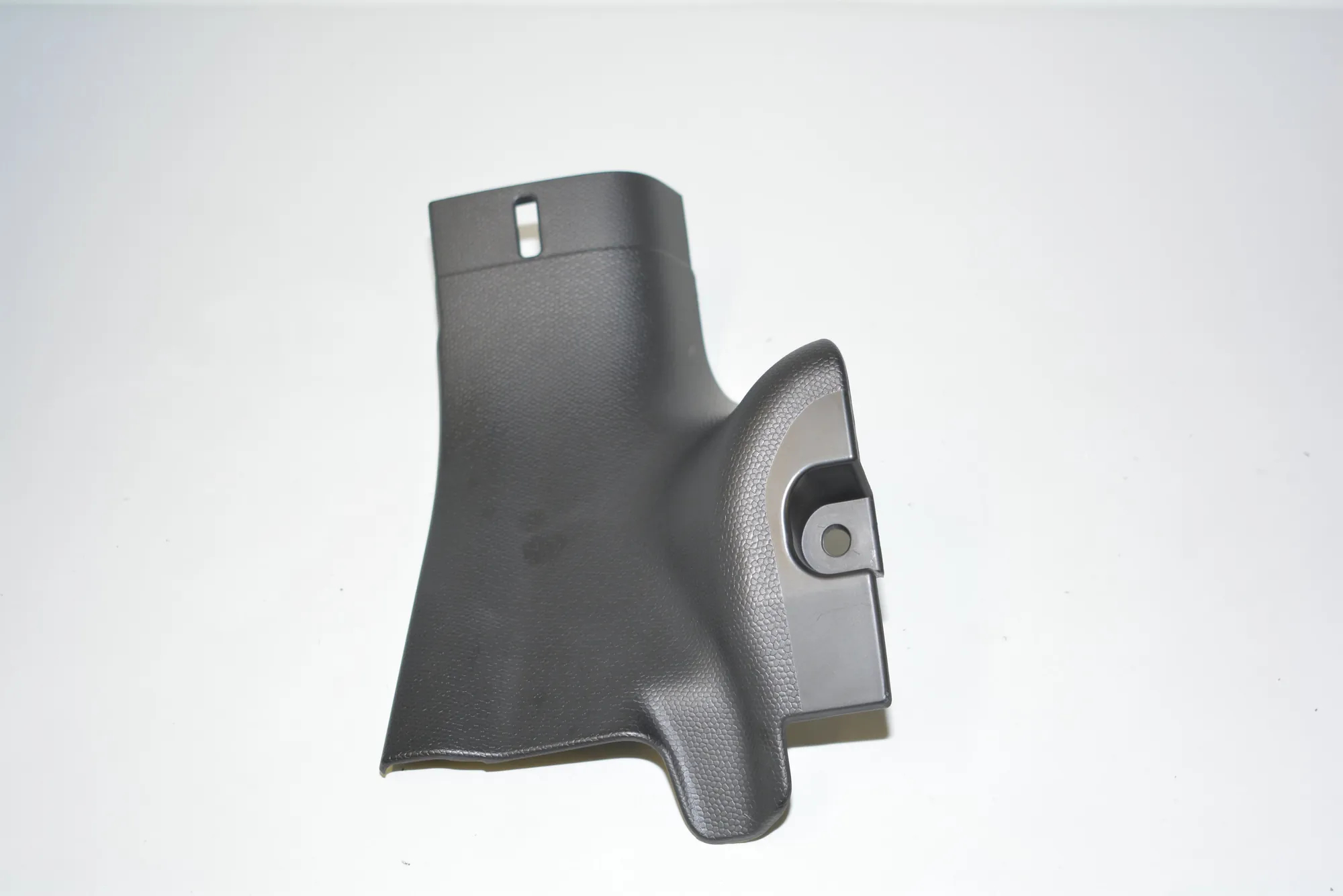 Rear Left Interior Step Trim – OEM 7272381 · BMW i3 (I01) Electric 2020 – 3