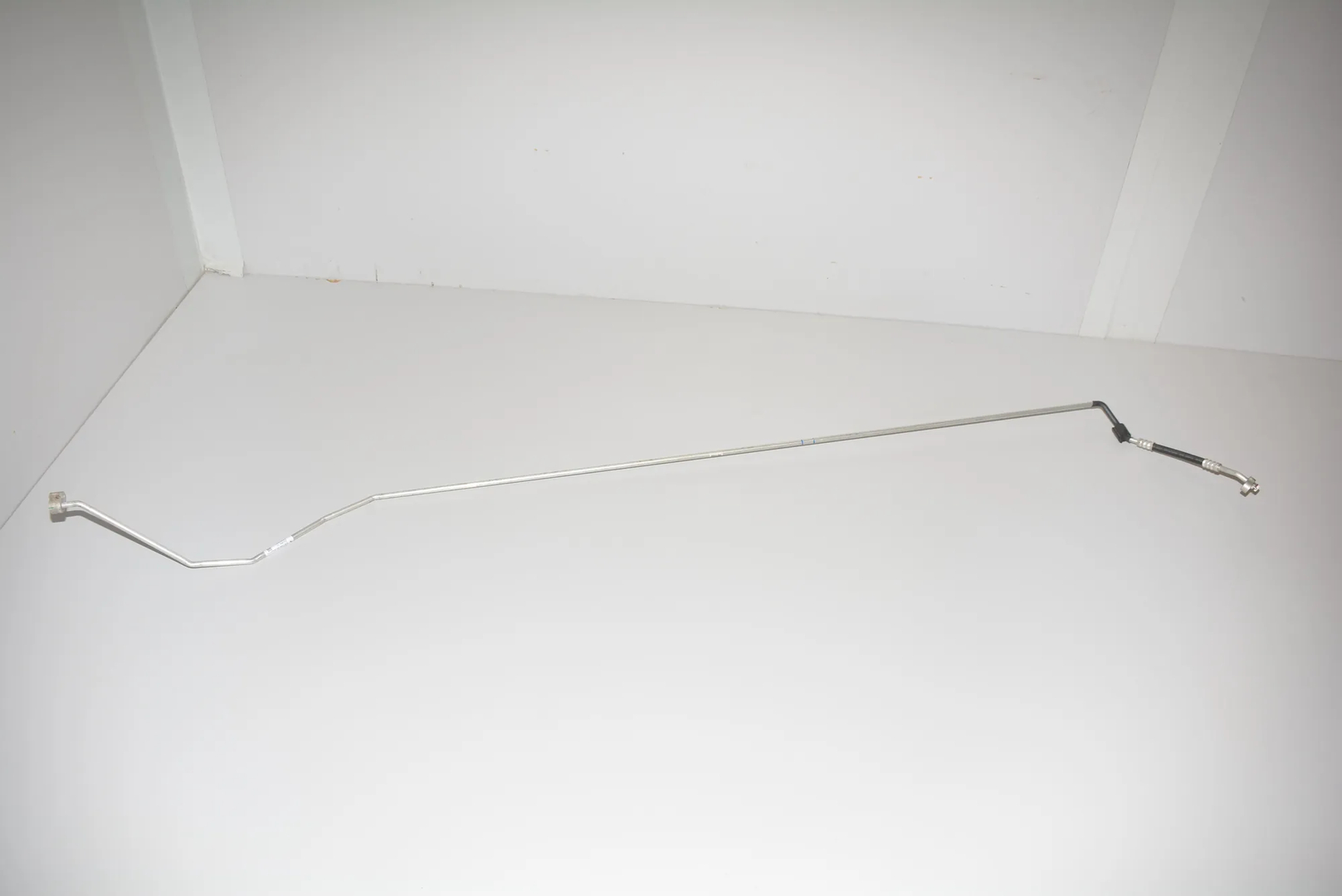 A/C Air Con Hose Pipe – OEM 9291280 · BMW i3 (I01) Electric 2020